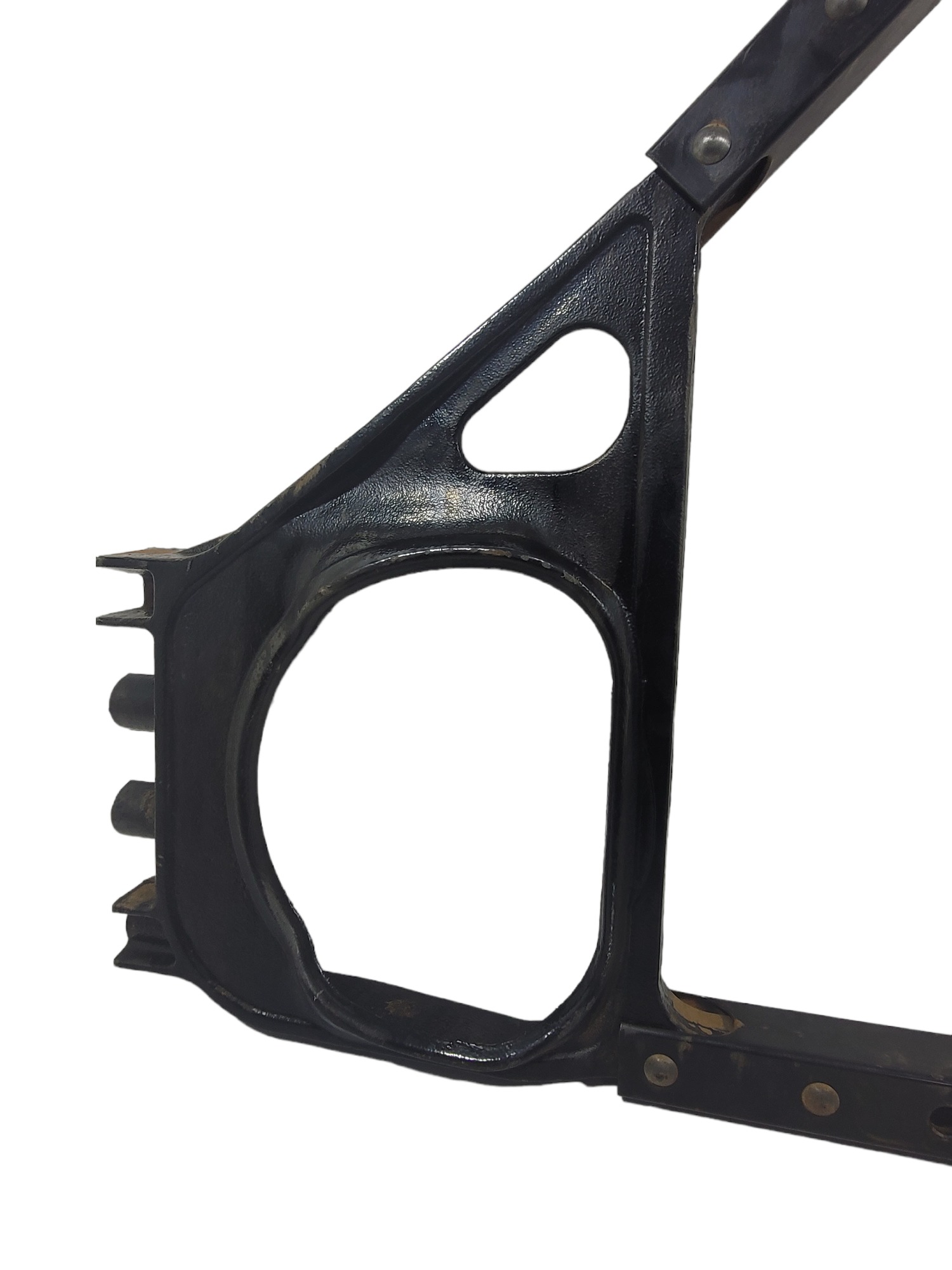 Suporte Tanque Volvo 20584446 7