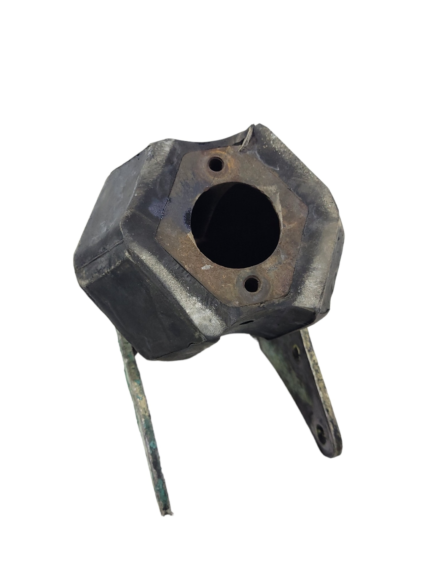Suporte Coxim Traseiro Motor Volvo Nl 121573891 2