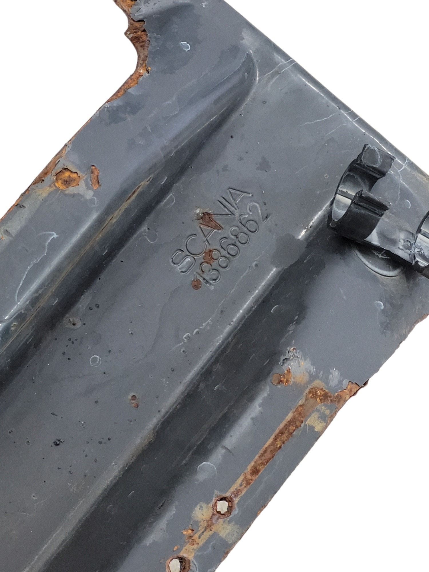 Suporte Caixa Bateria Scania G420 2010  E 2011 1386862 5