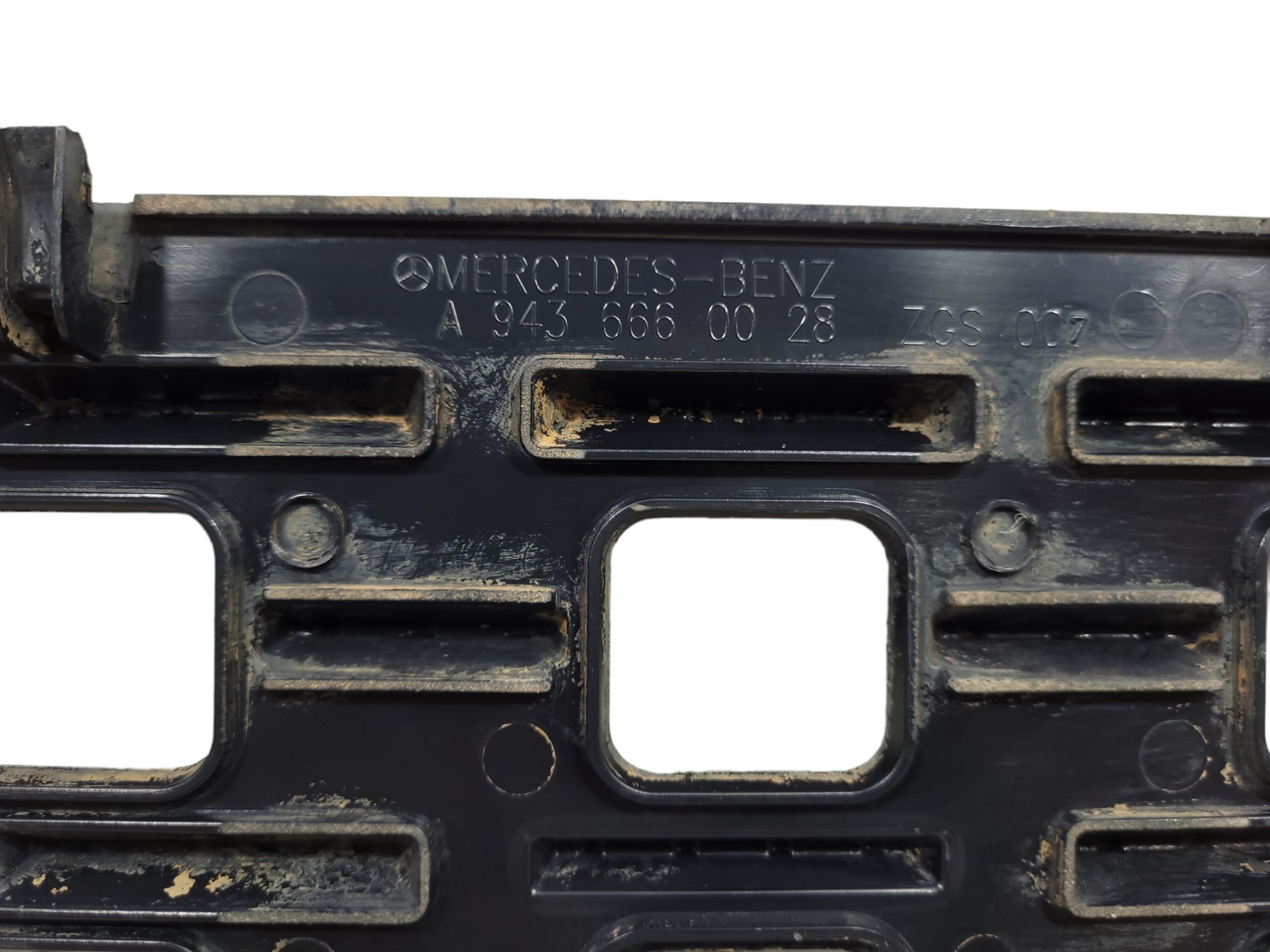 Pisante Estribo M Benz Actros A9436660028 1