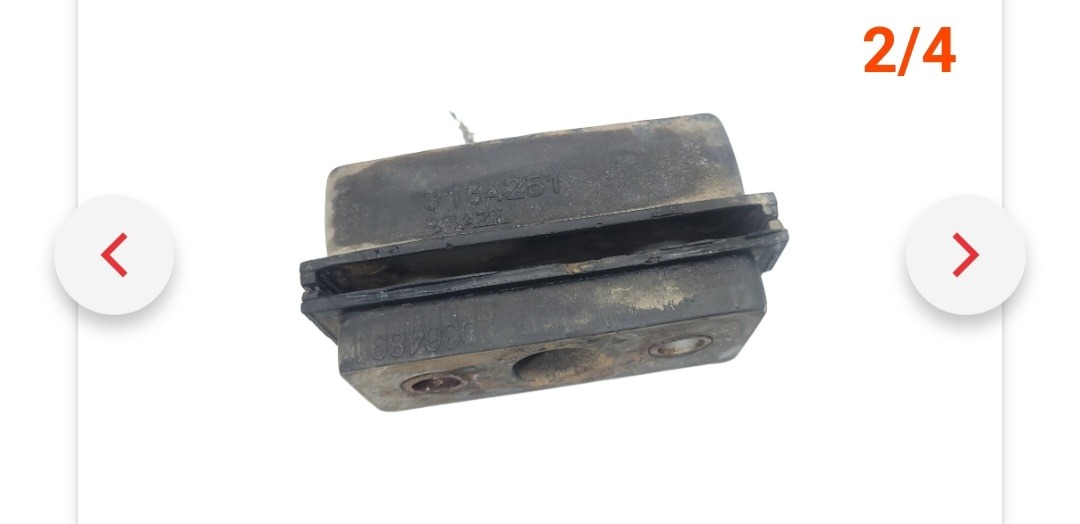 Coxim Inferior Fixação Volvo Fh 3154251 3