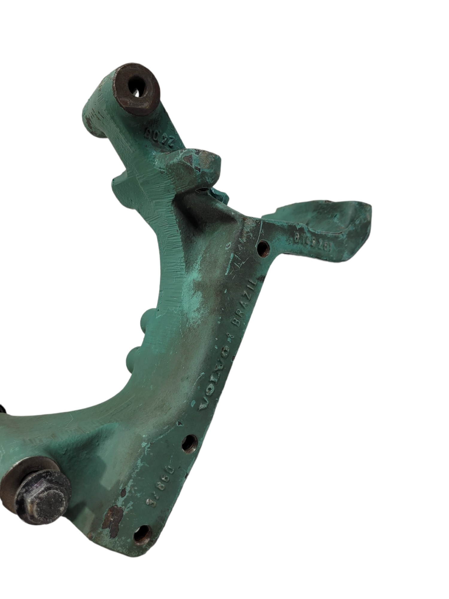 Suporte Alternador Volvo Fh 5