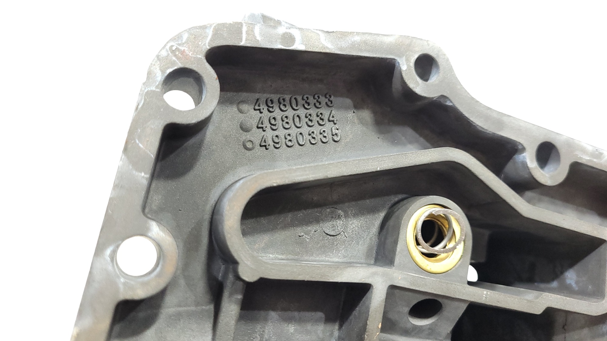Cabeçote Filtro Óleo Motor Cummins Isb 4e 6a 4980333 4