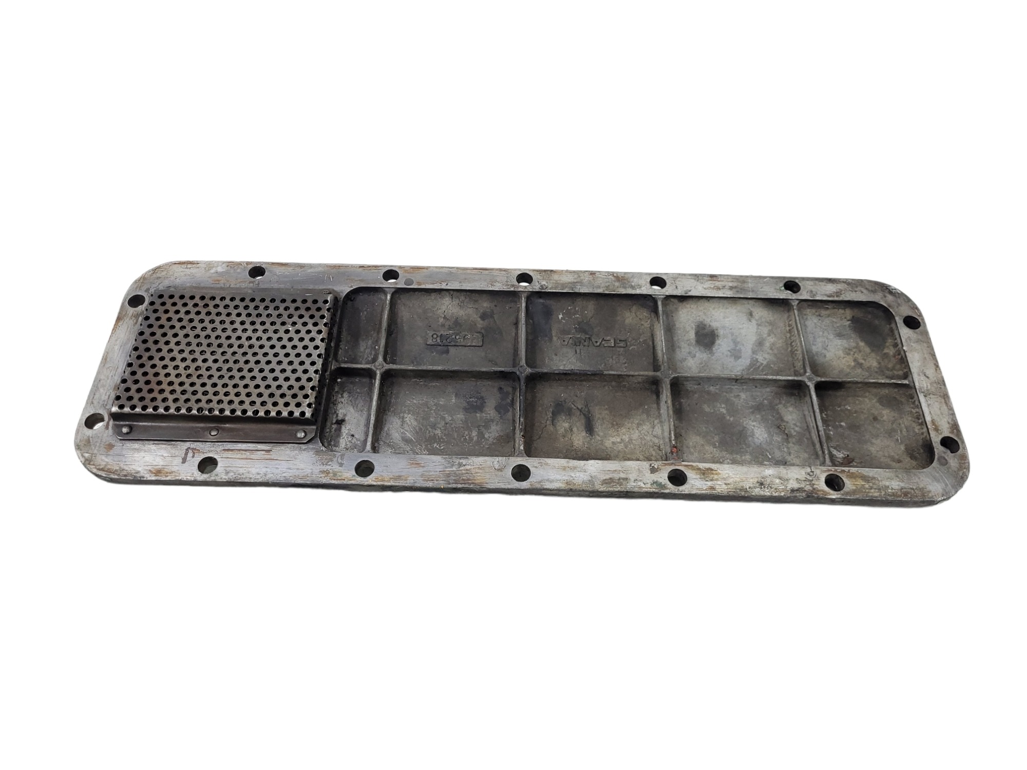 Tampa Lateral Motor Scania 113 295218 2