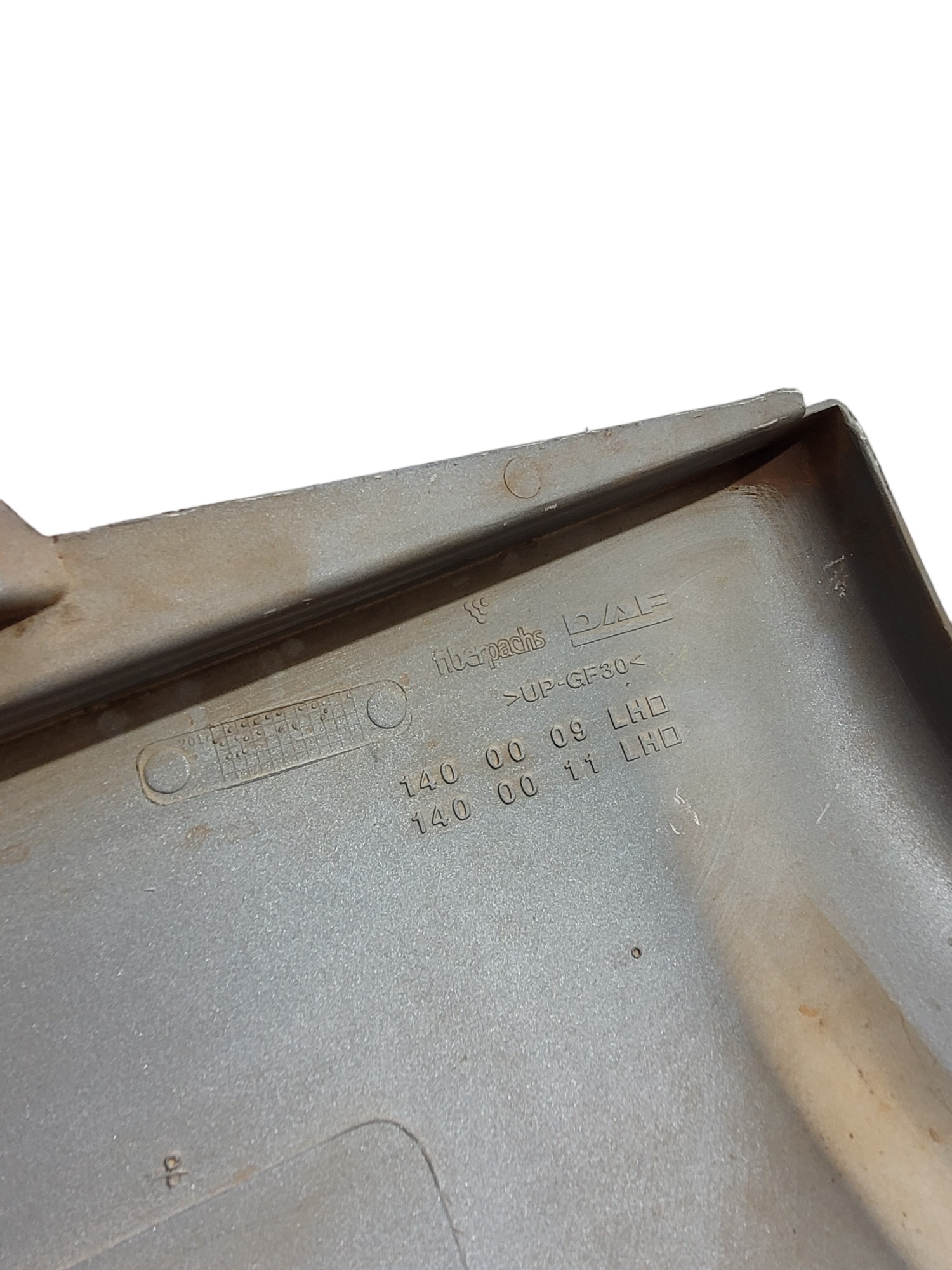 Defletor Coluna Frontal Daf 1400011 6