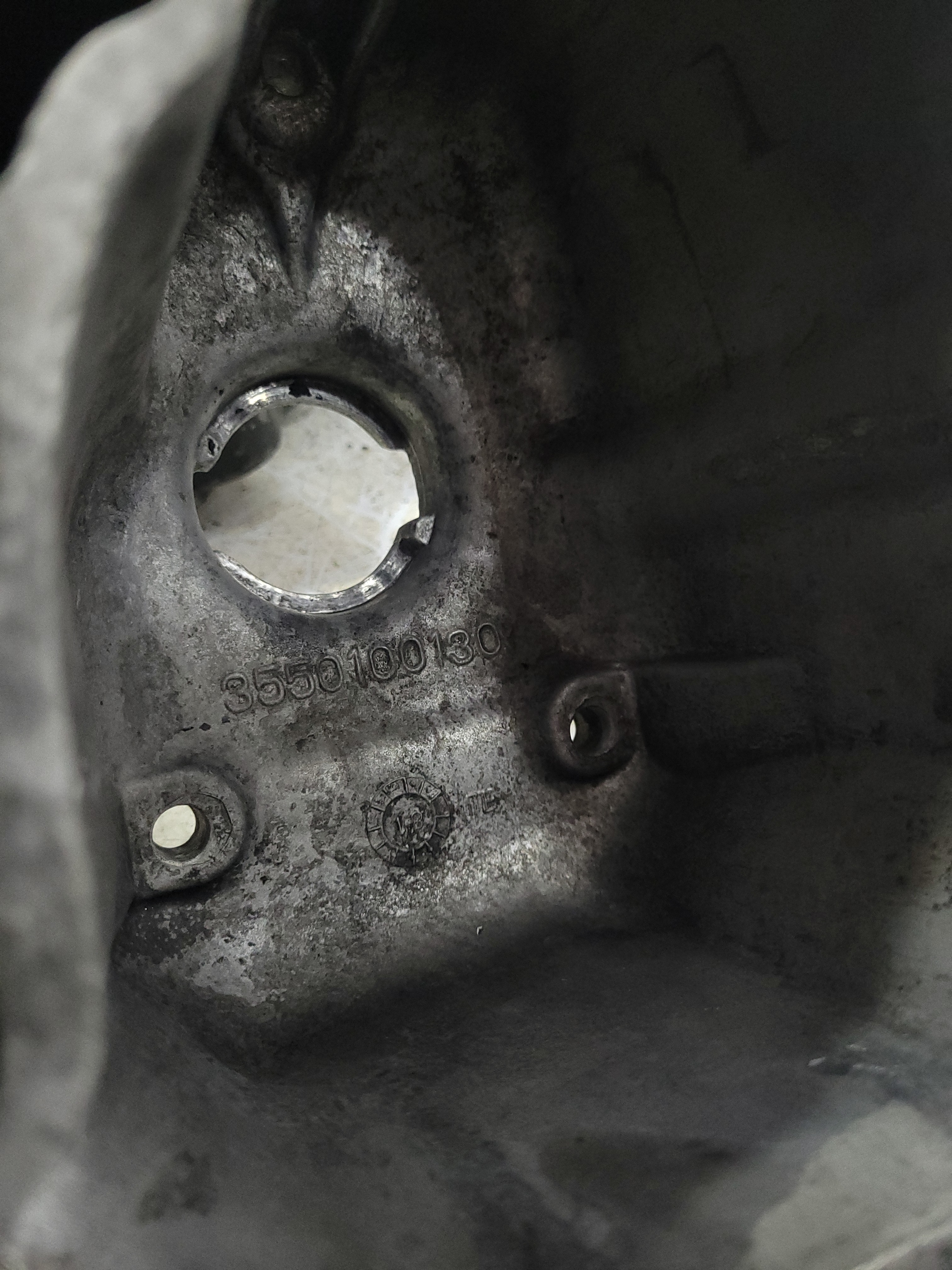 Tampa Válvula Motor Mbenz 3550100130 5