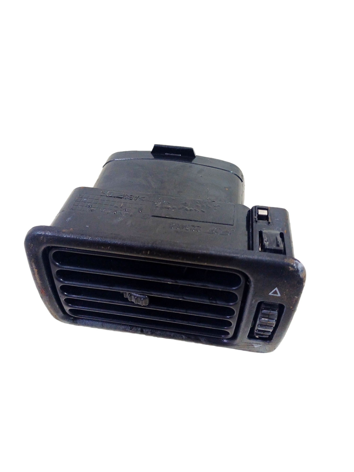 Difusor Ar Central Direito Volvo Vm 260 223469 5