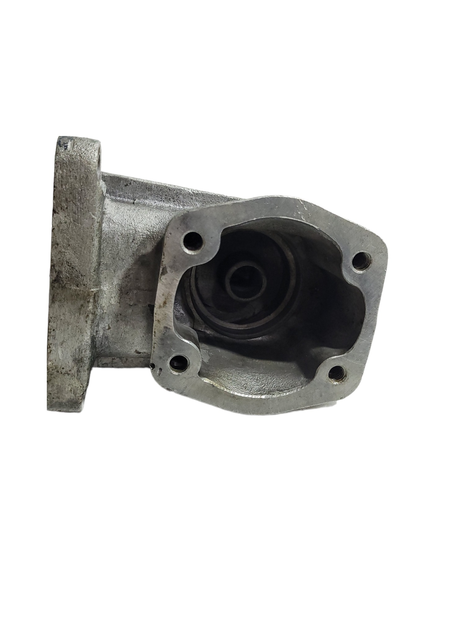 Suporte Saida Duto Scania1870103 5