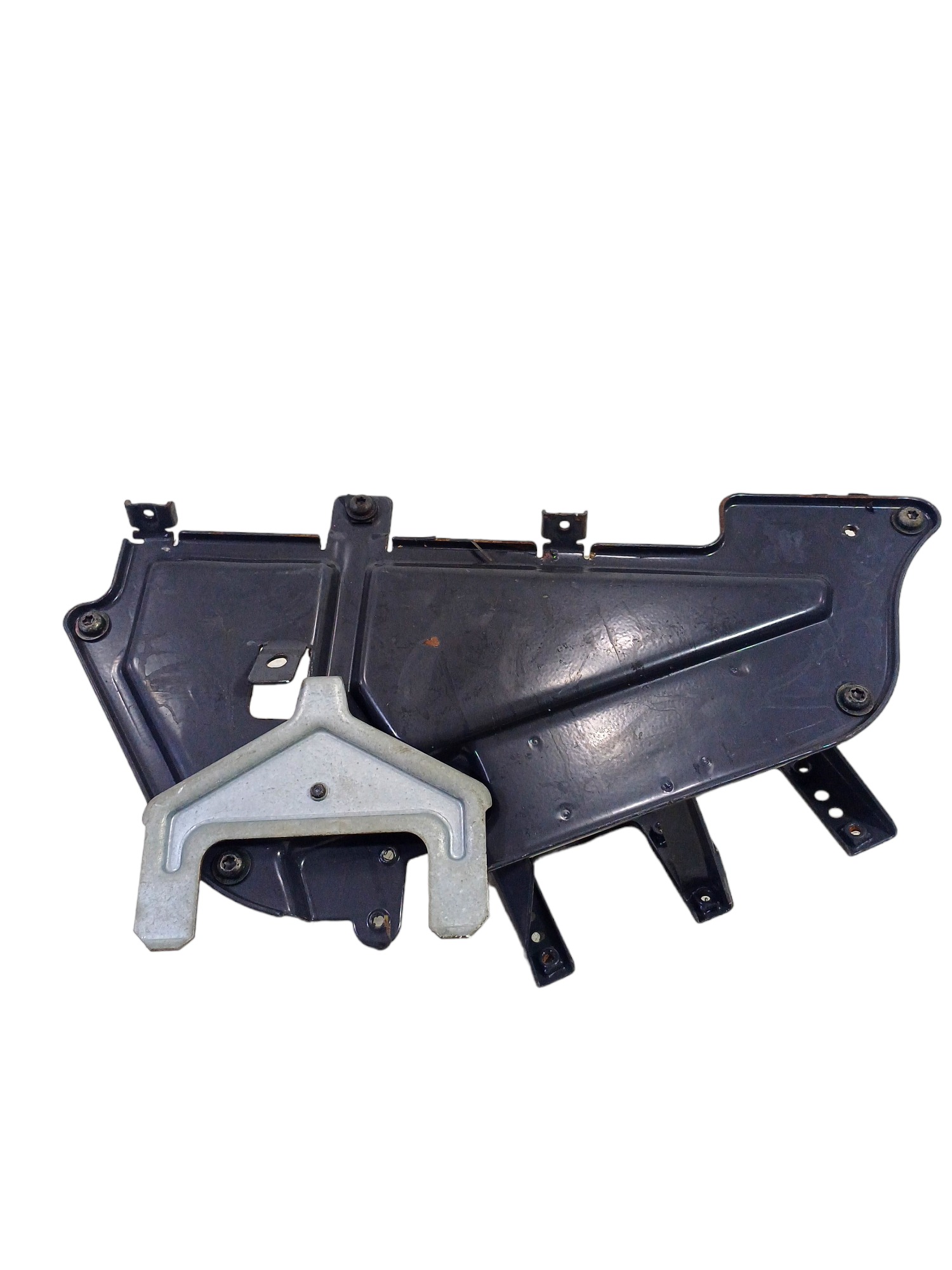 Suporte Alma Painel Scania 1398401 4
