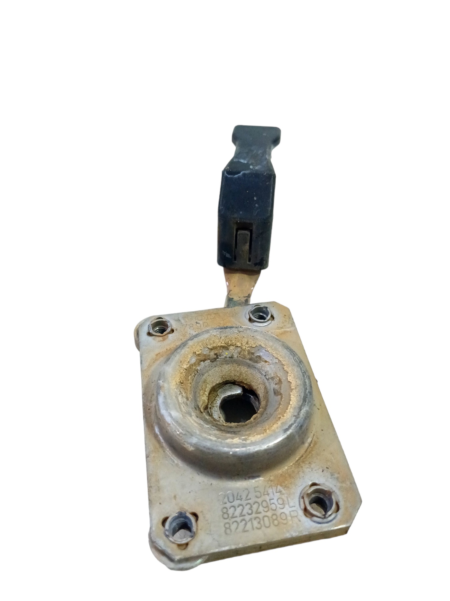 Predendor Fechadura Trava Frontal Volvo Fh 20425414 5