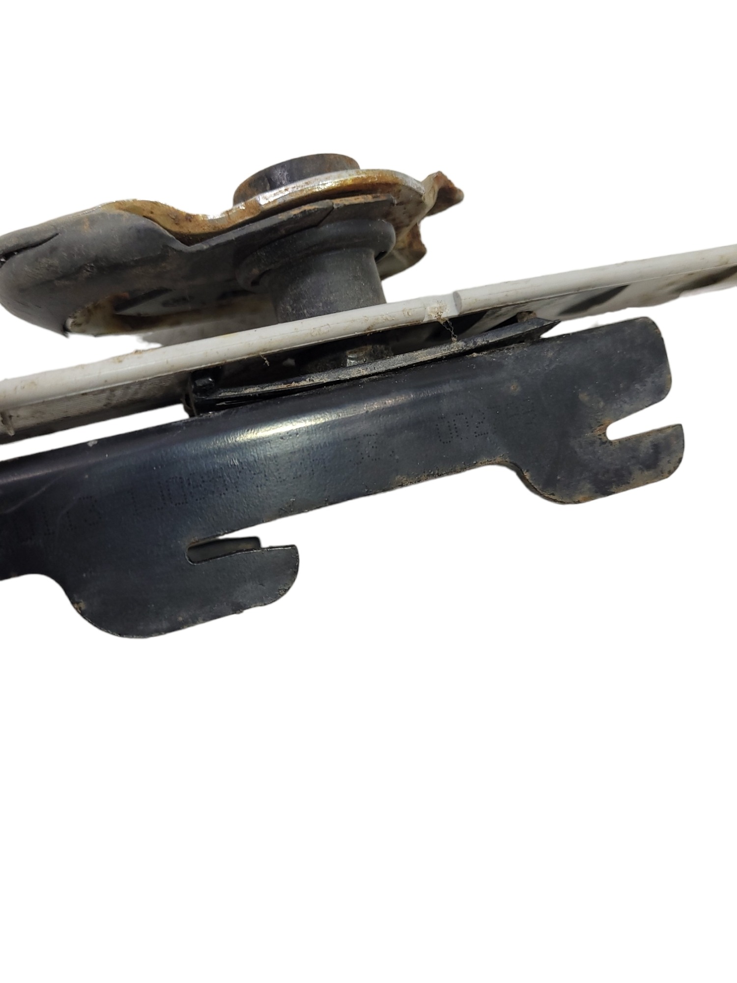 Suporte Regulador Cinto Segurança Amarok 1j0857819 5