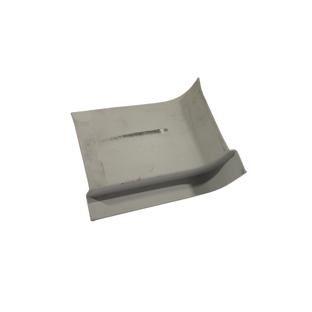 Acabamento Lateral Direito Vw Constellation 2t2817174a