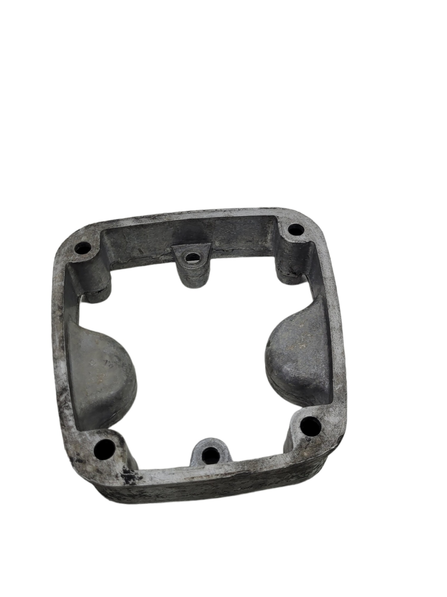 Suporte Tampa Válvula Volvo Nl469431 4