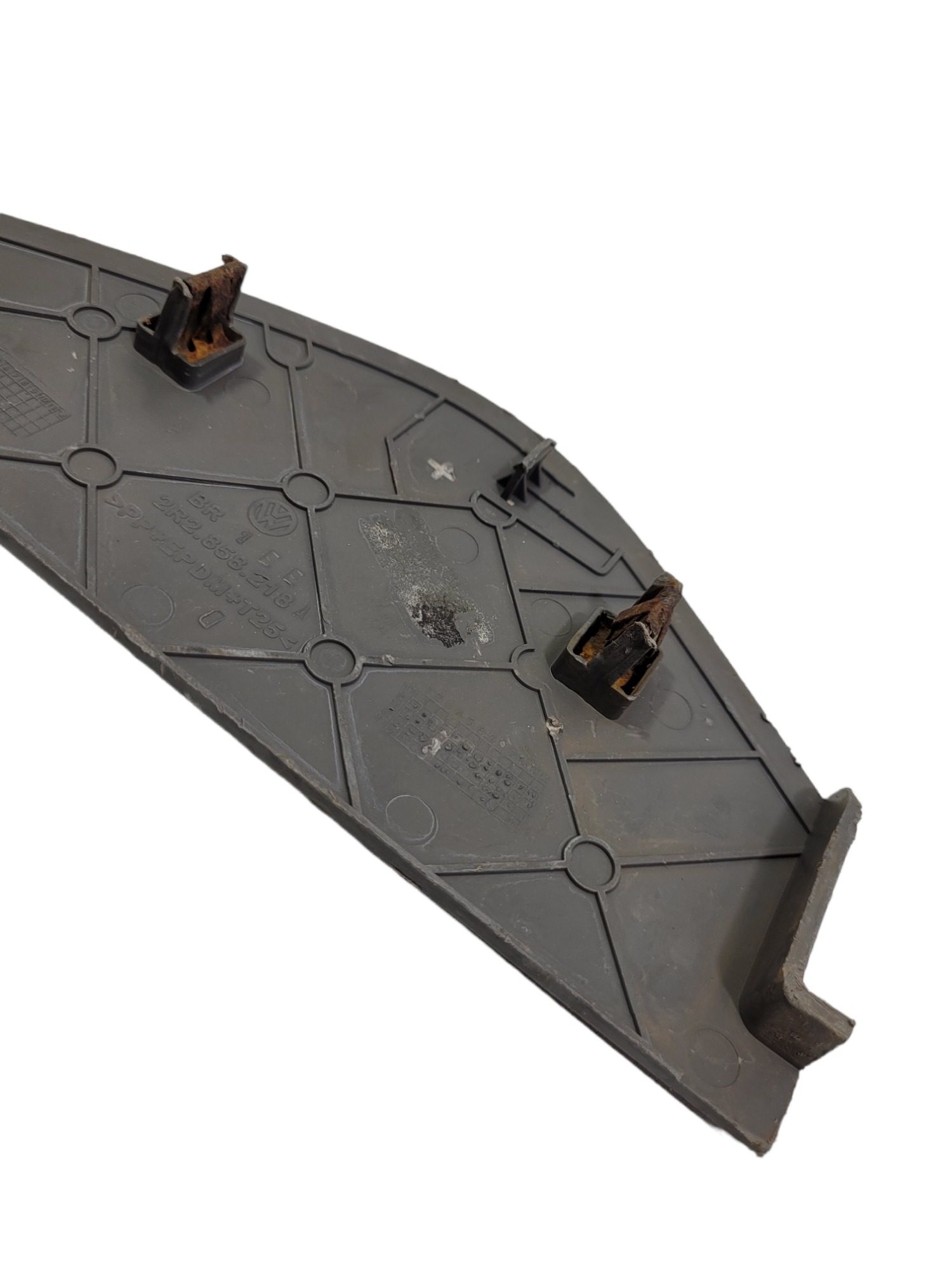 Tampa Lateral Painel Direito Vw Constellation 2r2858218 Nao Se Aplica 6