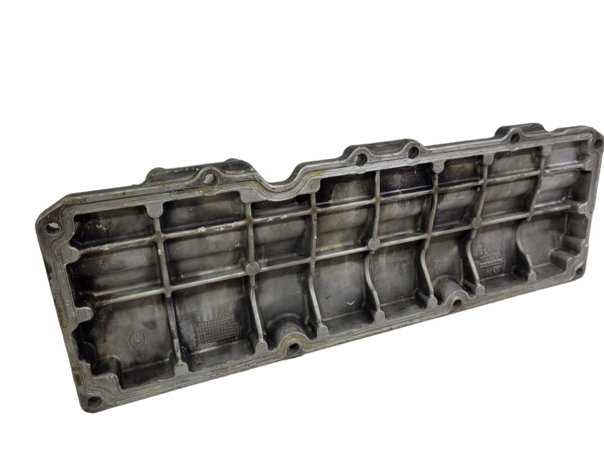 Tampa Lateral Do Motor Scania 440 1508329 2
