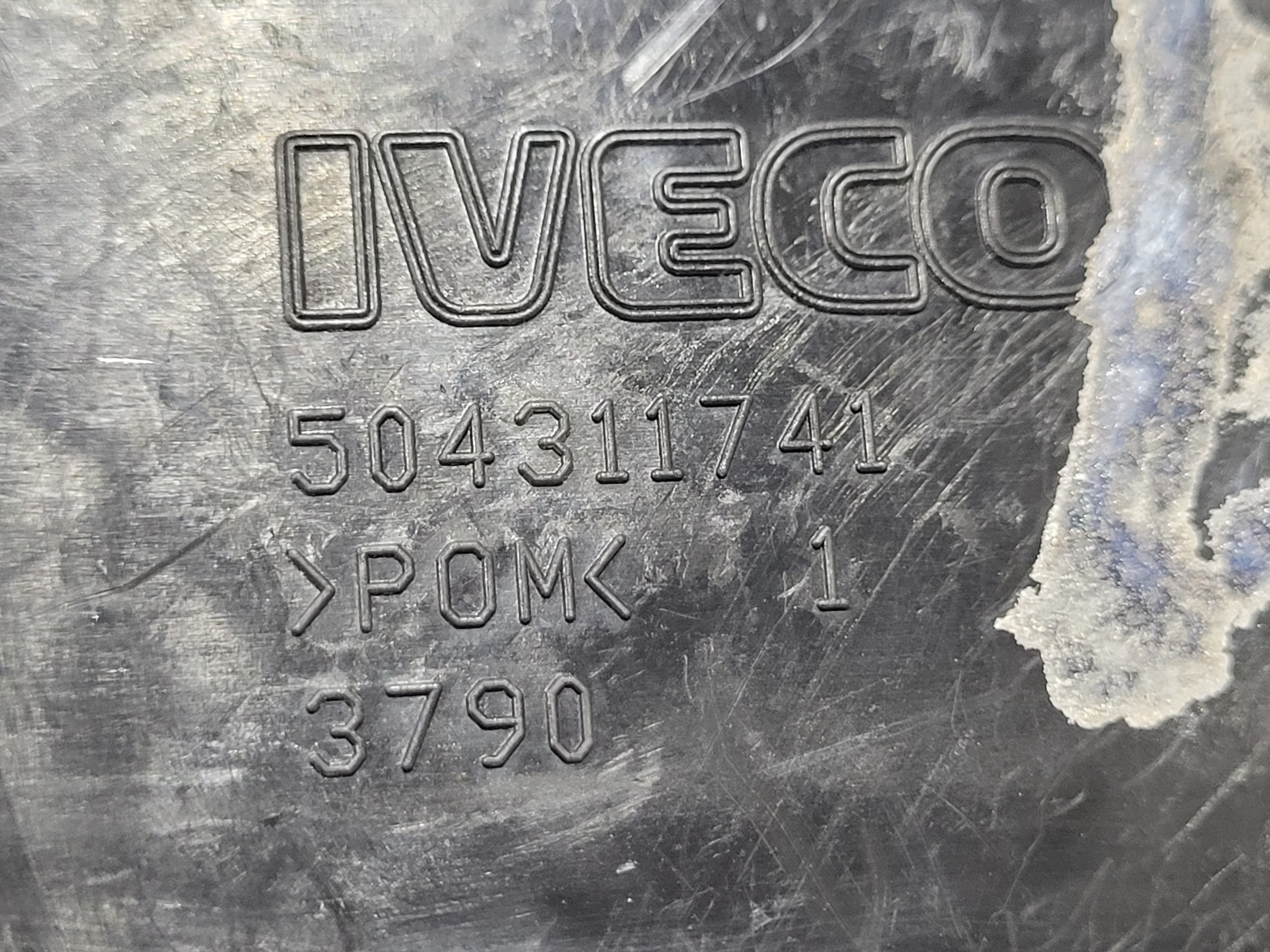 Alma Do Painel Iveco504311741 5