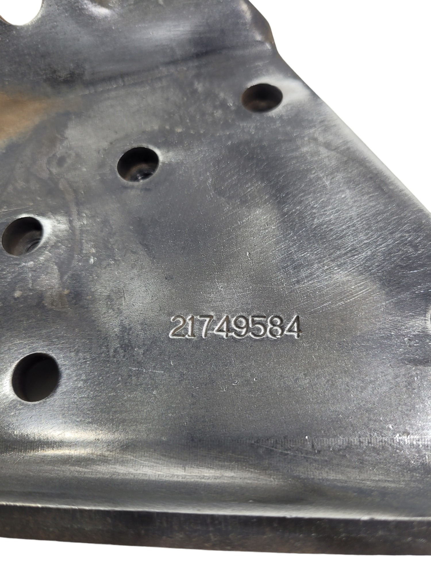 Suporte Sensor Detonaçao Volvo 21749584 2