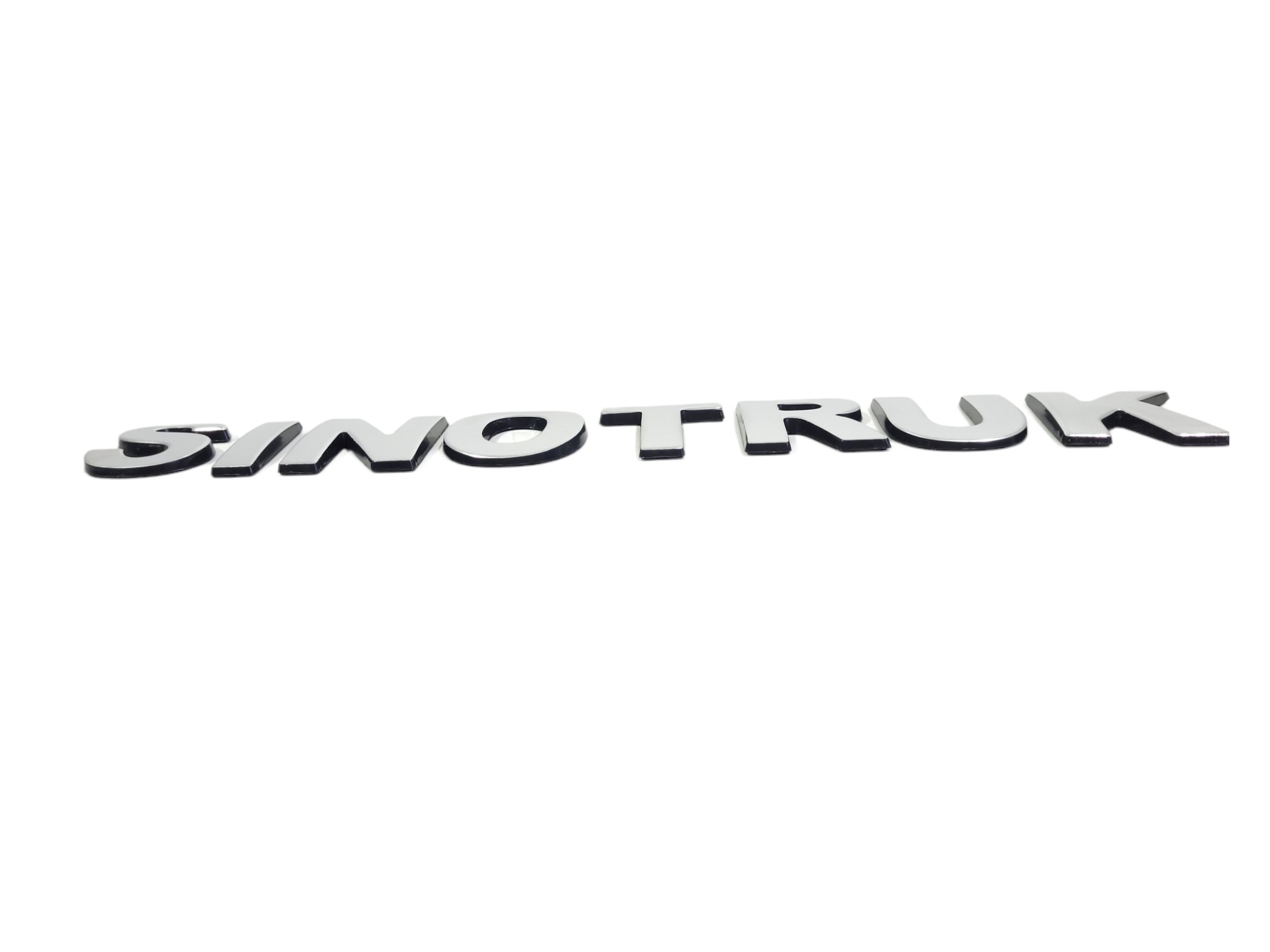 Emblema Sinotruk Prata 5
