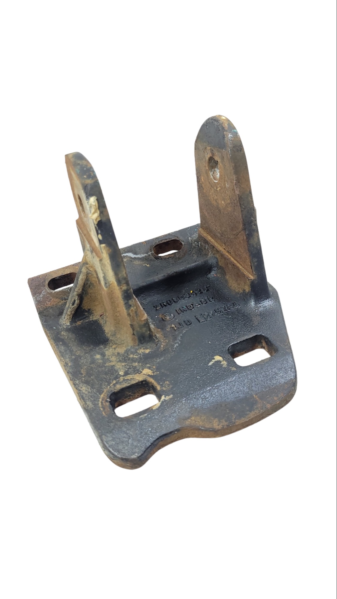 Suporte Fixação Cabine Direito Vw 8120 2010 2r0803428 2