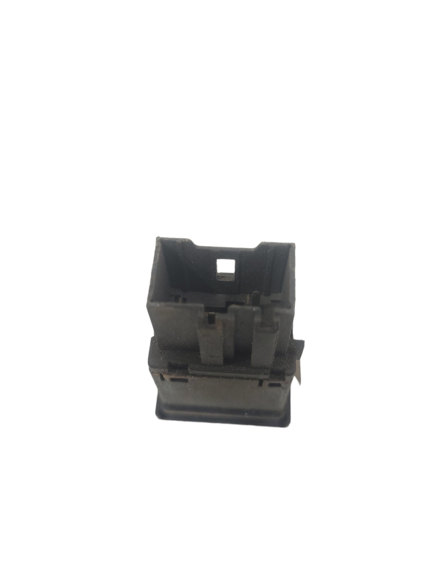 Botão Sistema Antiderrapagem Vw Constellation 2r292752a 4