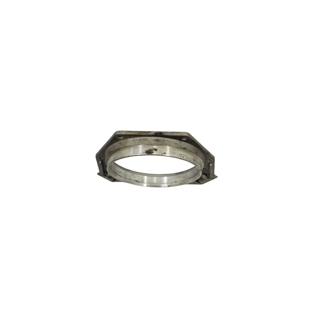 Tampa Traseira Retentor Motor Cummins F4000  3936895 4