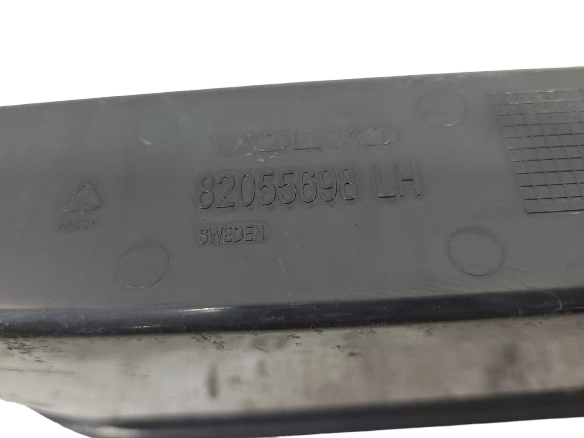 Porta Objetos Esquerdo Volvo82055698 5