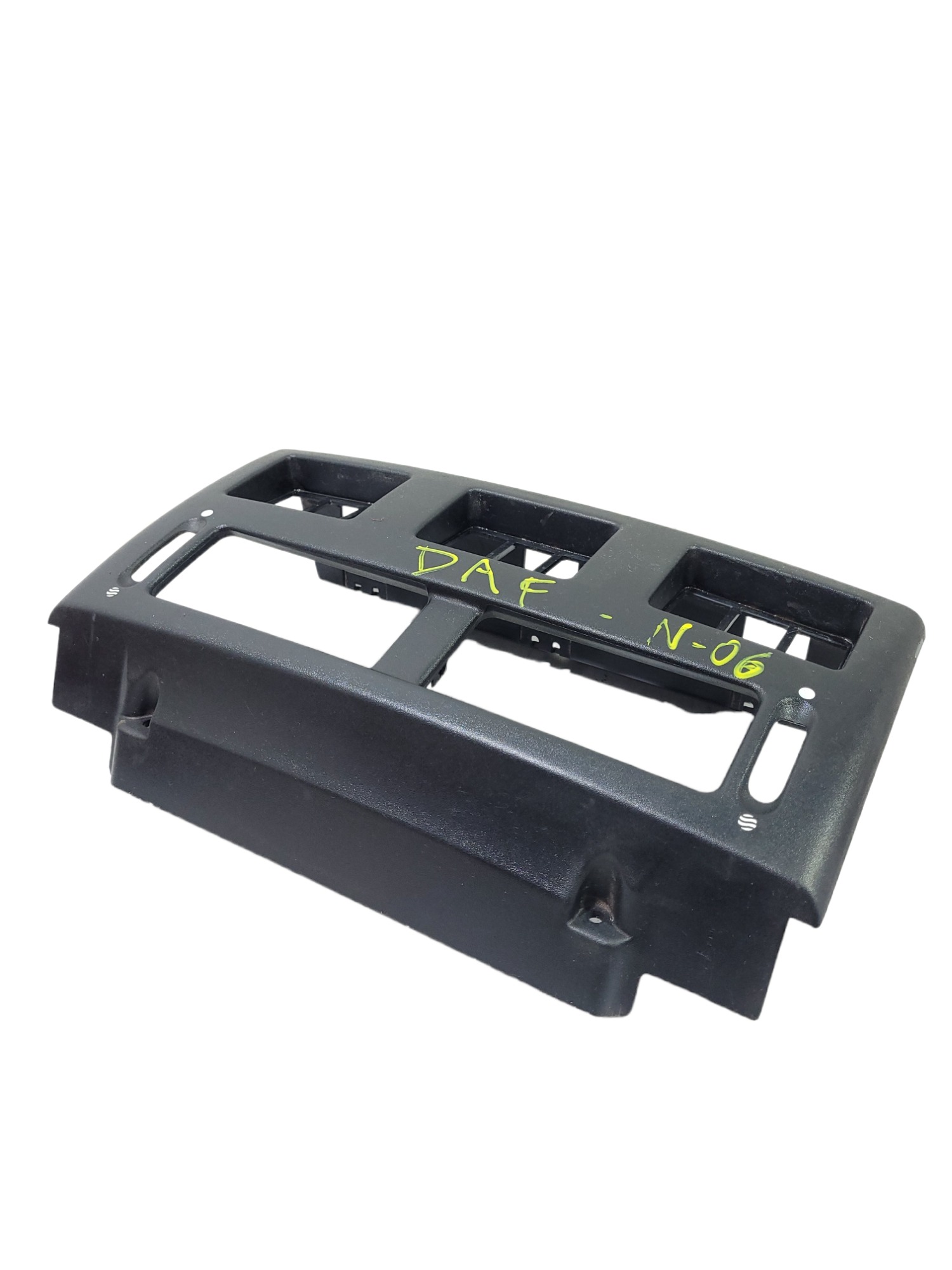 Moldura Central Painel Daf Xf105 20201304866 Preto 3