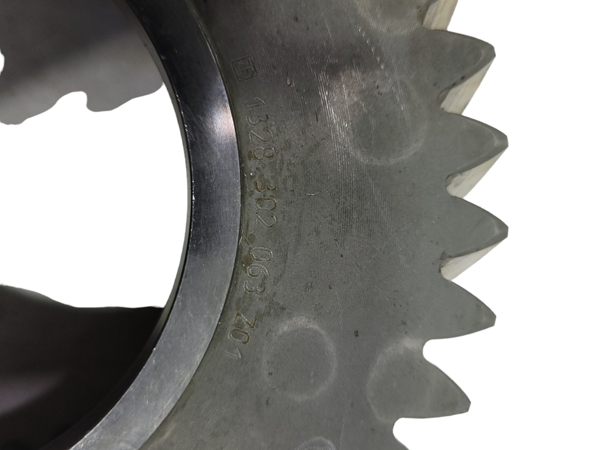 Engrenagem Helicoidal Caixa Zf 1328302063