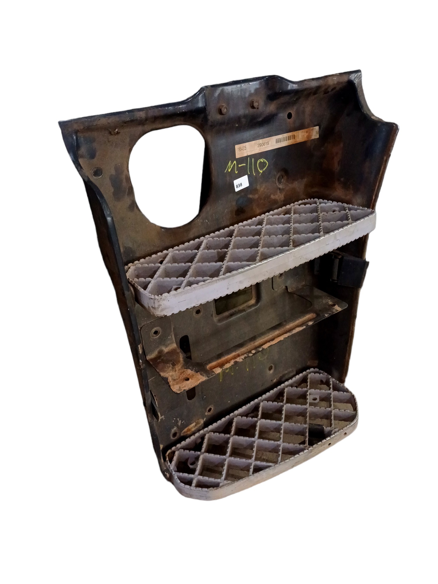 Suporte Degrau Lateral Esquerda Scania 6420 2010 1