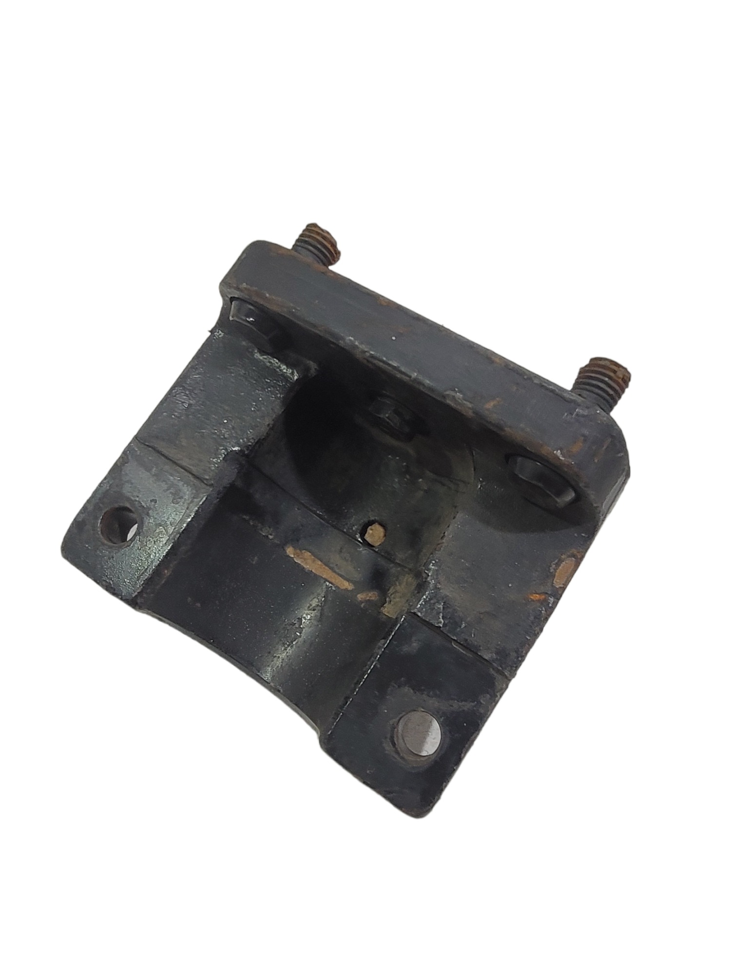 Suporte Traseiro Ford Cargo 5