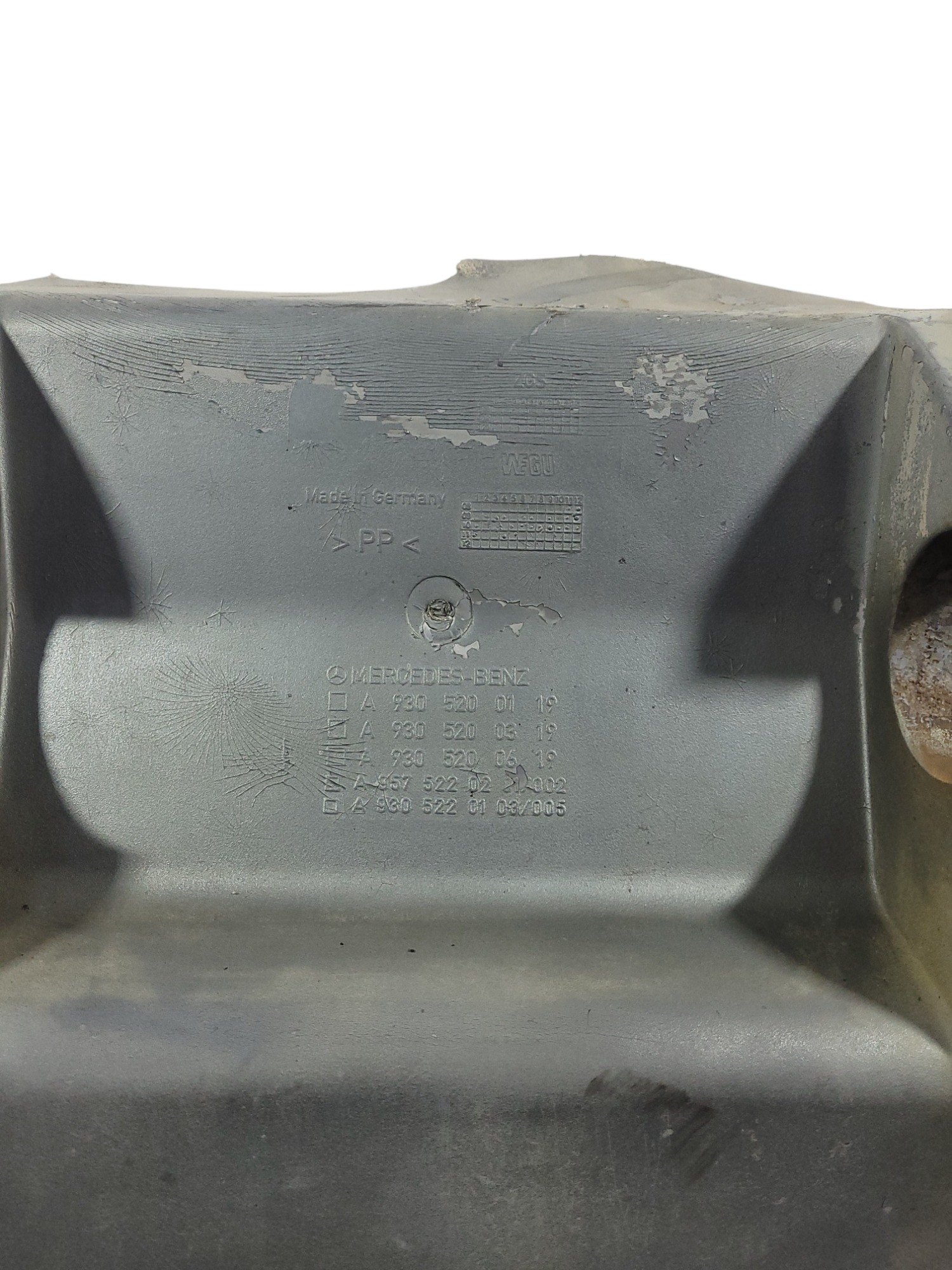 Paralama Da Tração M. Benz Axor * A9305200119 5