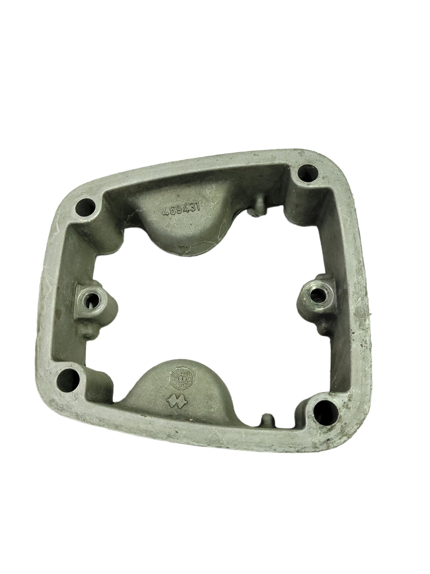 Suporte Tampa Válvula Volvo Nl469431 1