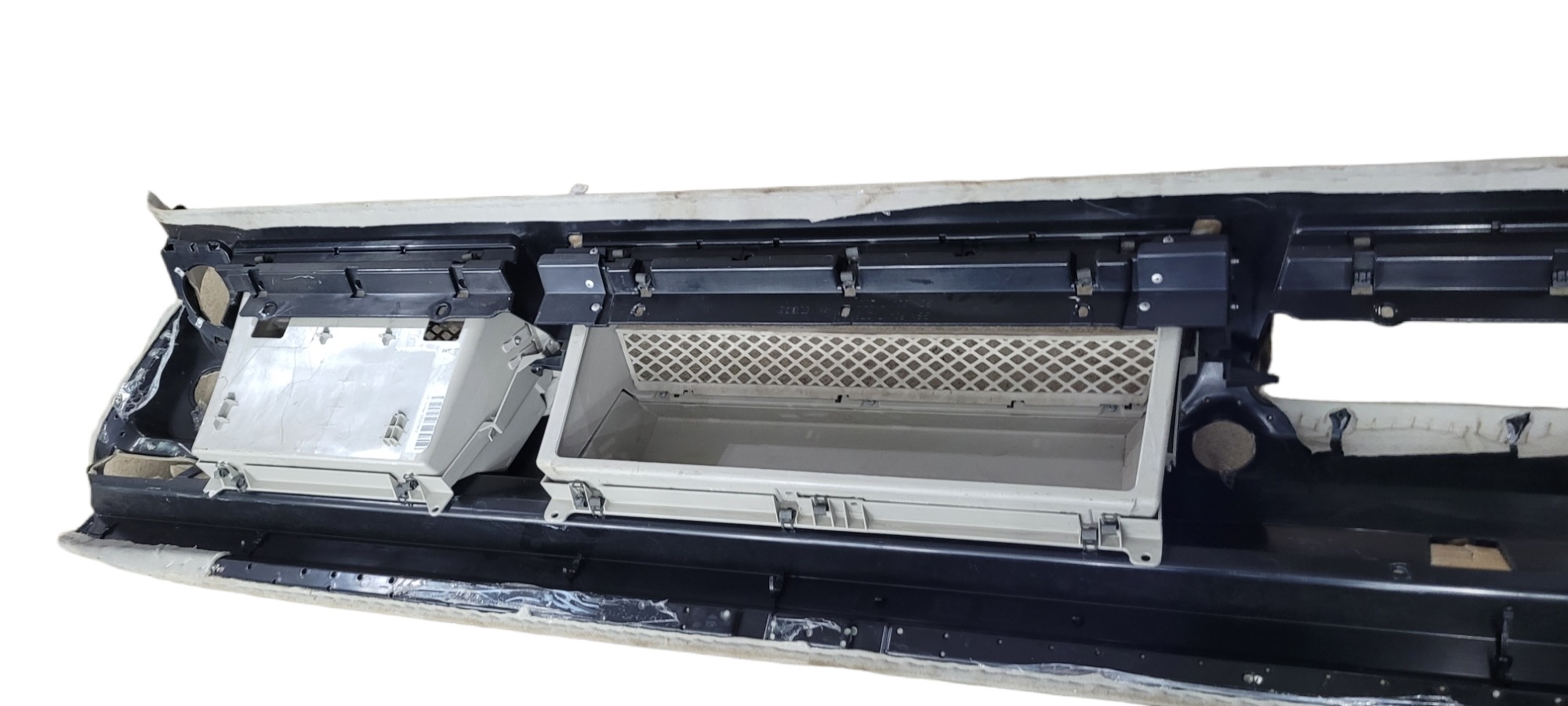 Prateleira Superior Do Porta Luva Iveco Hi Way 504171273 7