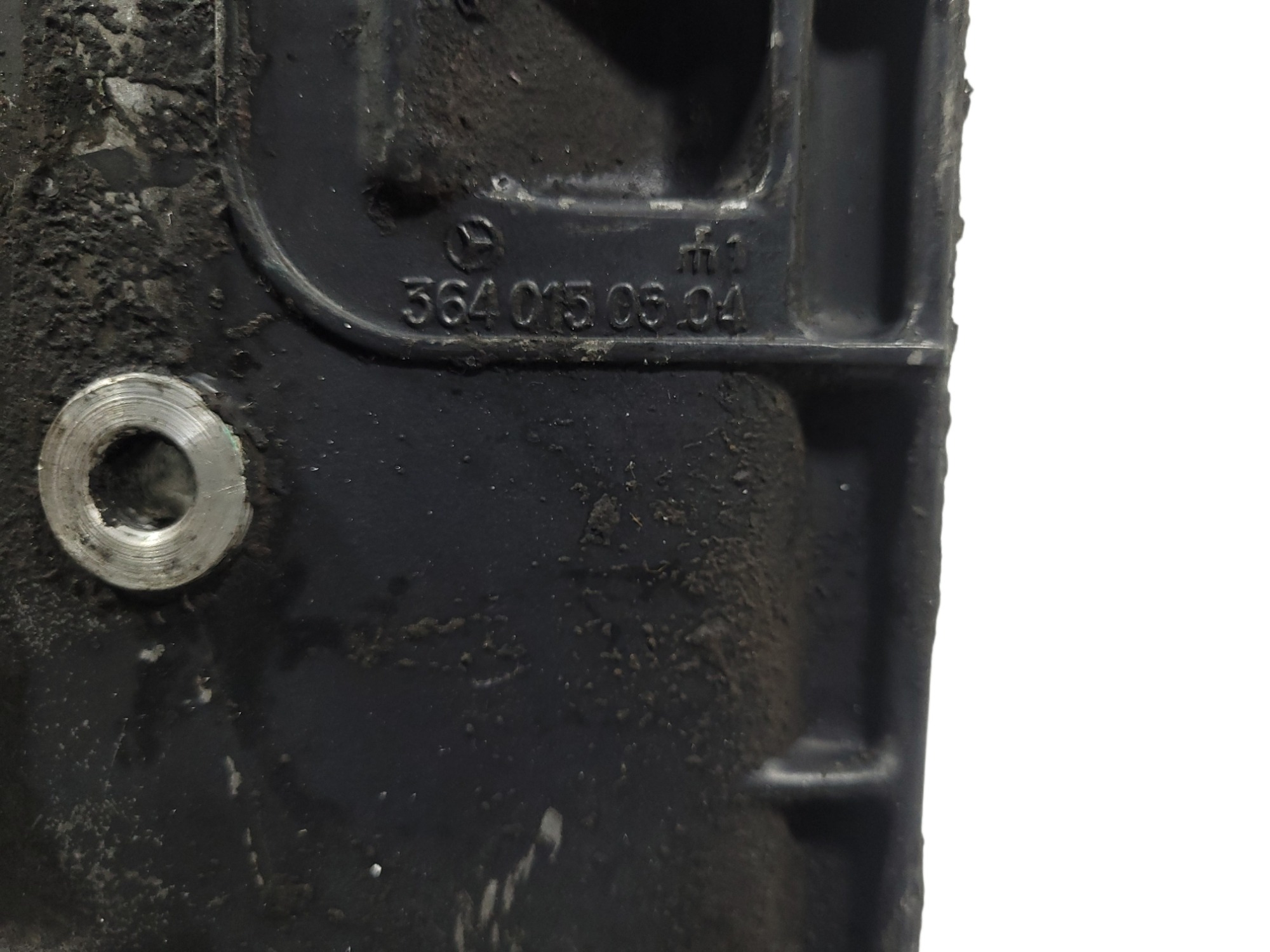 Tampa Lateral Motor Mbenz Om364n 3640150504 5