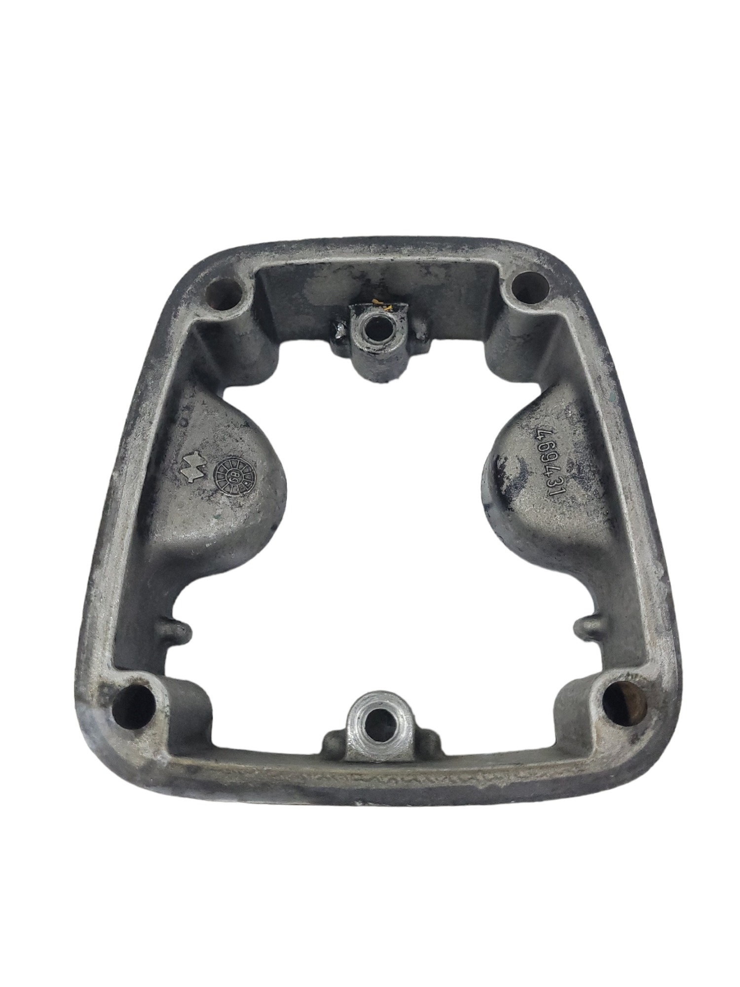 Suporte Tampa Válvula Volvo Nl 469431 3