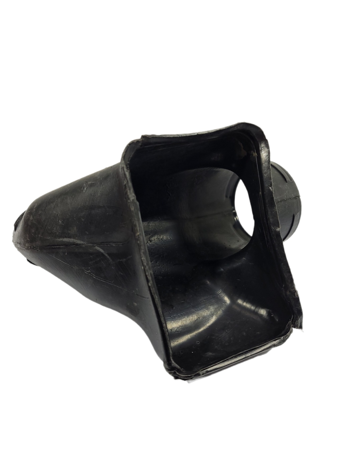 Saida Duto De Ar Ford Cargo 2s0819709 4