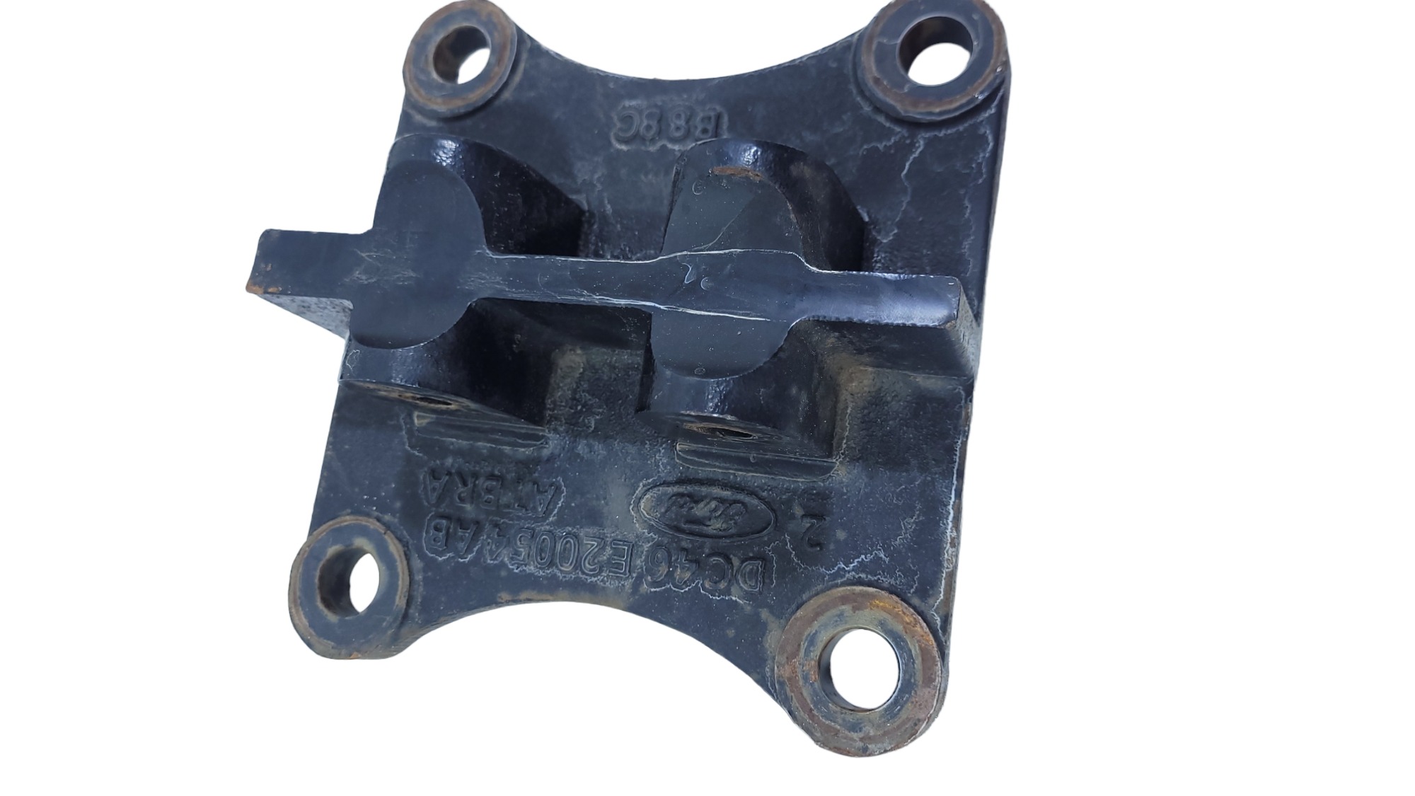 Gancho Interno Degrau Lateral Ford Cargo 5