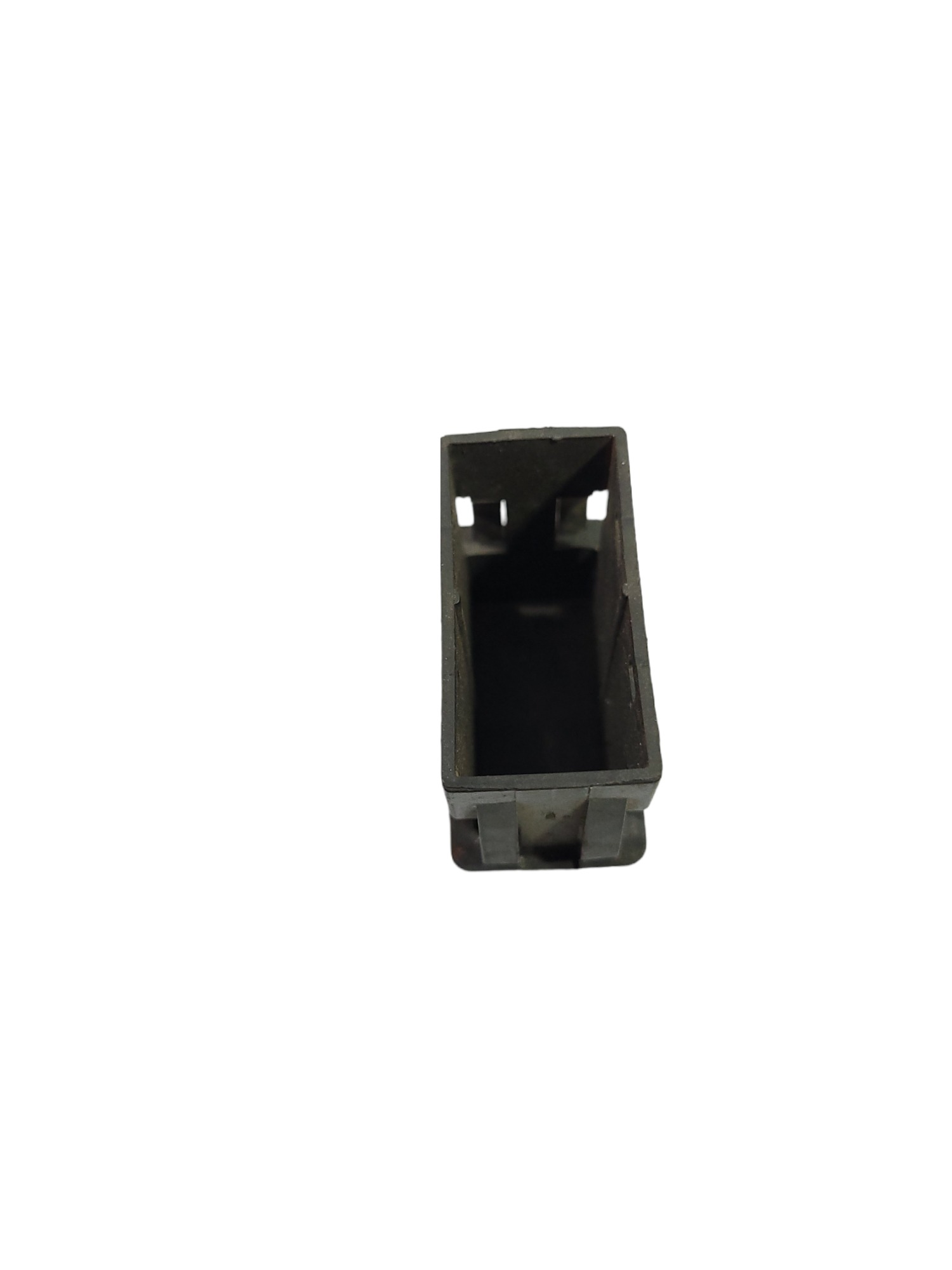 Botão Tapa Furo Painel Volvo Vm 82483085 4