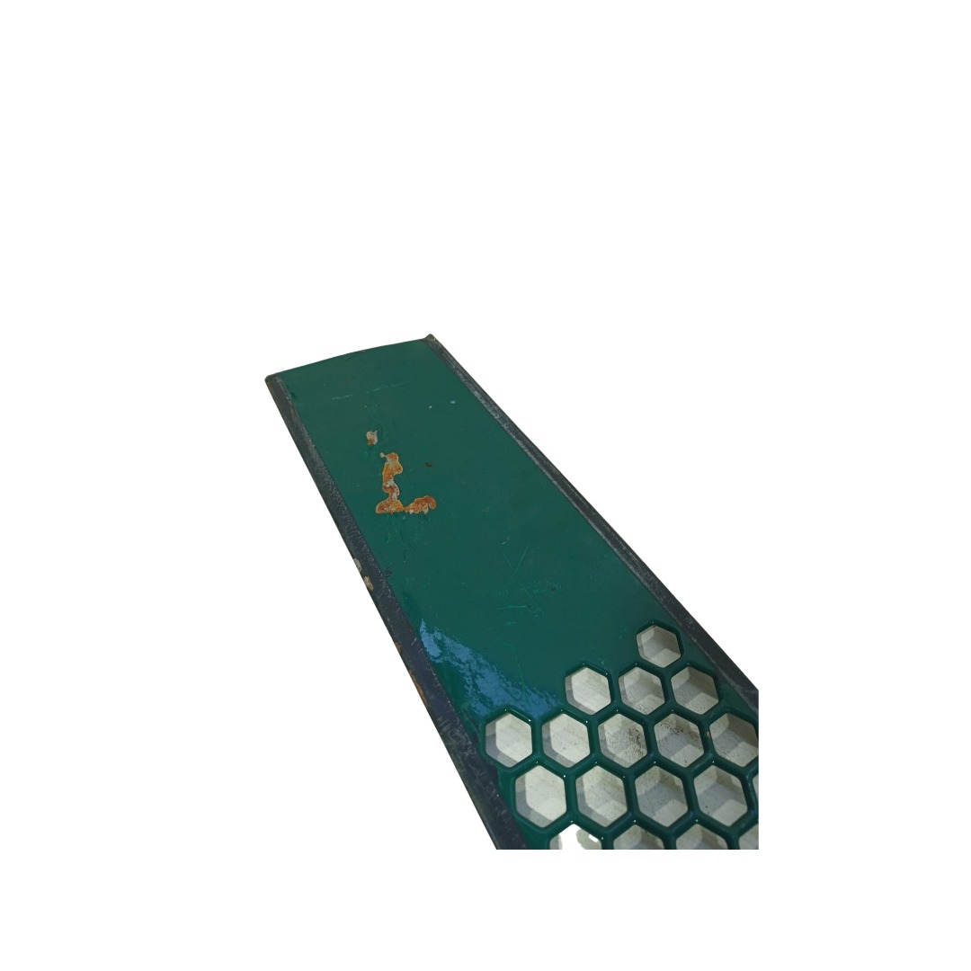 Tela Grade Frontal Scania R114/124/164 :  Verde 6