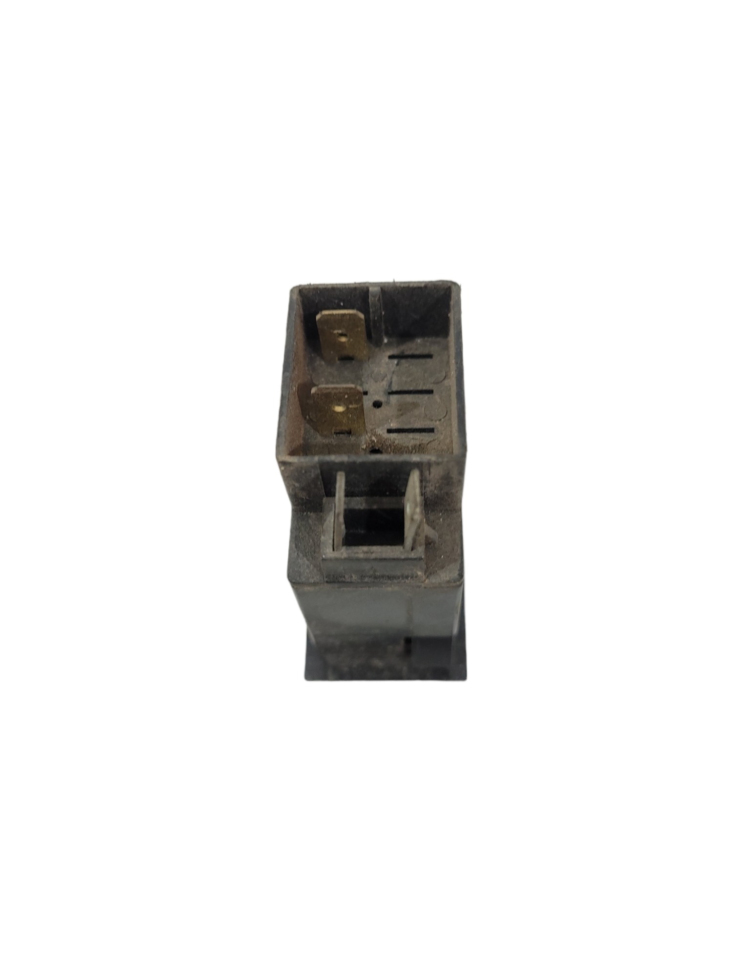 Interruptor Operação Econômica Sinotruk Wg9925581057 3