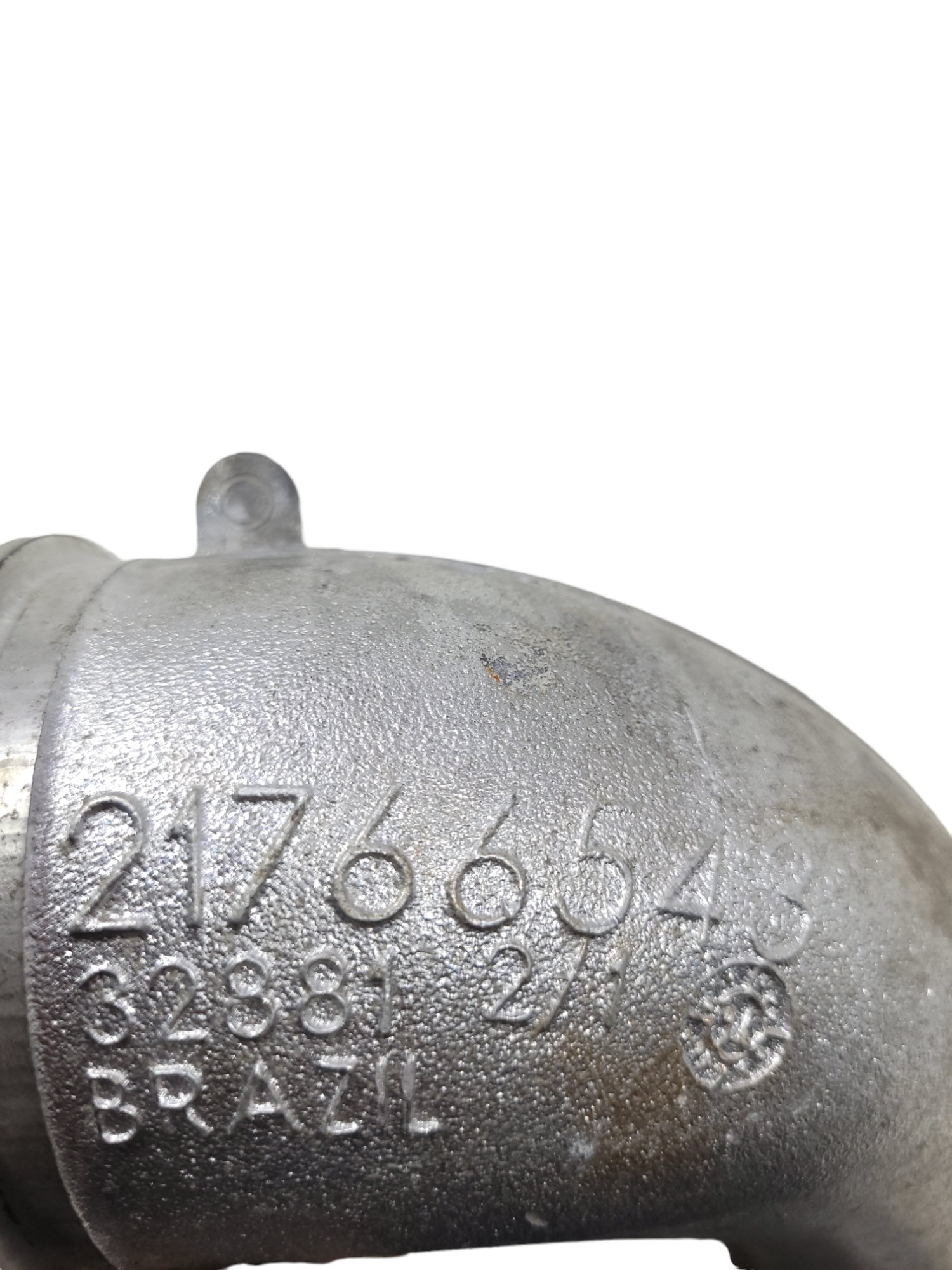 Curva Saida Turbina Volvo Vmn 21766543 Prata 5