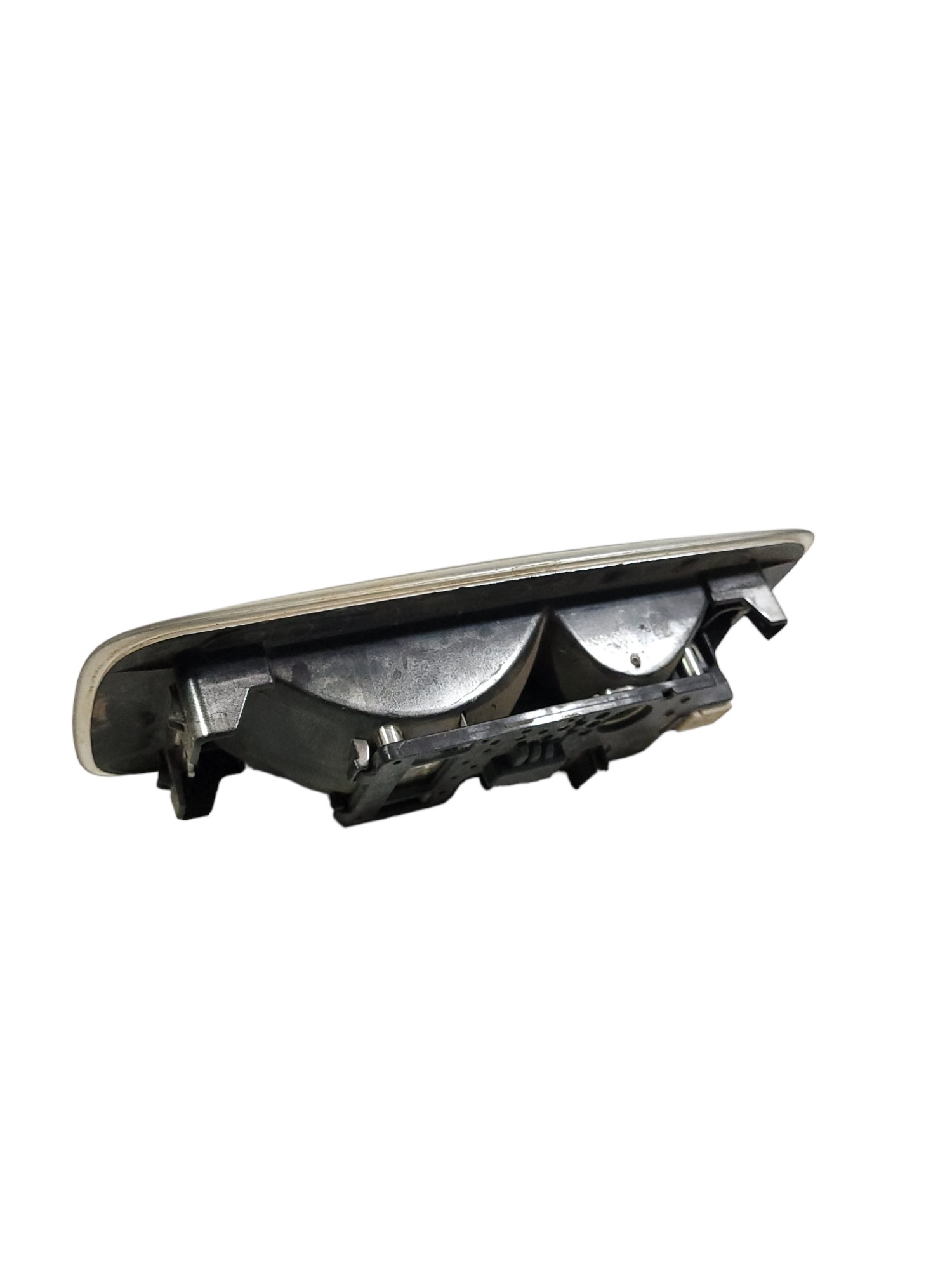 Lanterna Volvo 82368365 4