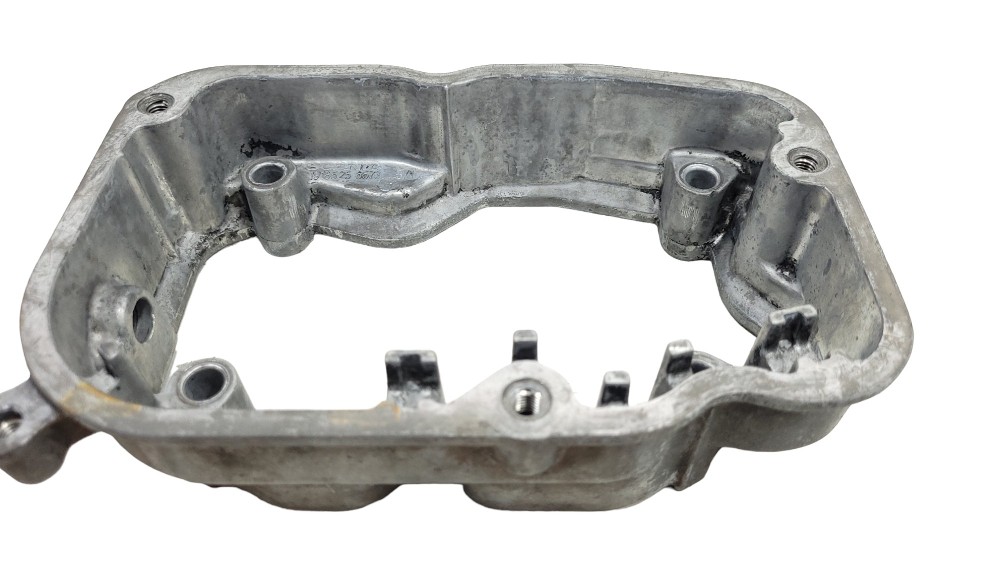 Sobretampa Válvula Inferior Motor Scania 440 1918525 2