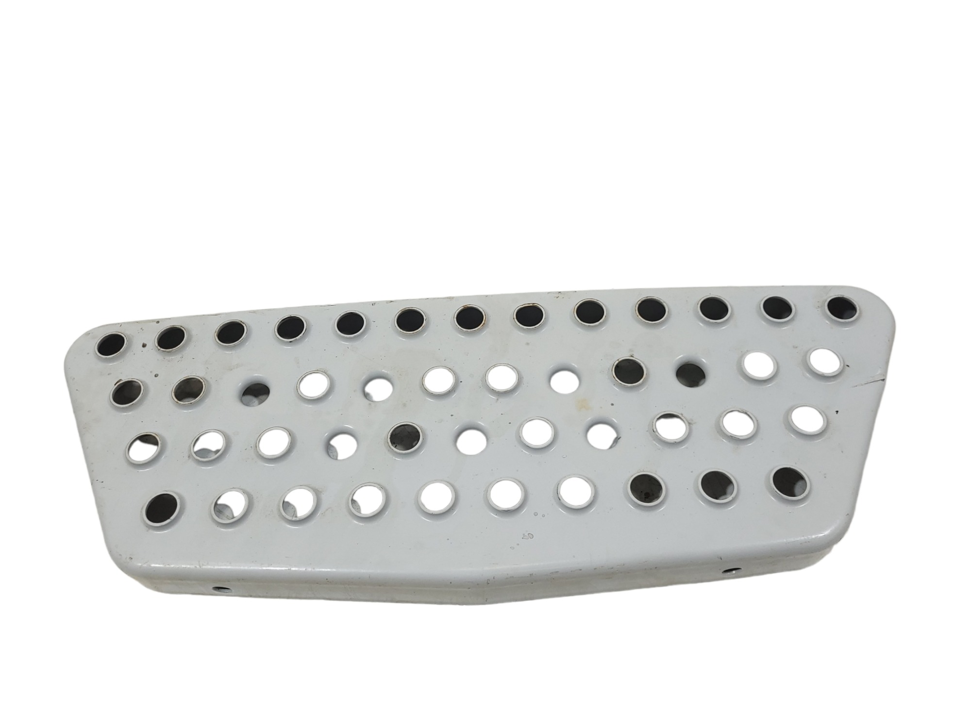 Pisante Estribo Inferior Man Tgx 2v5821688 Não Se Aplica 1