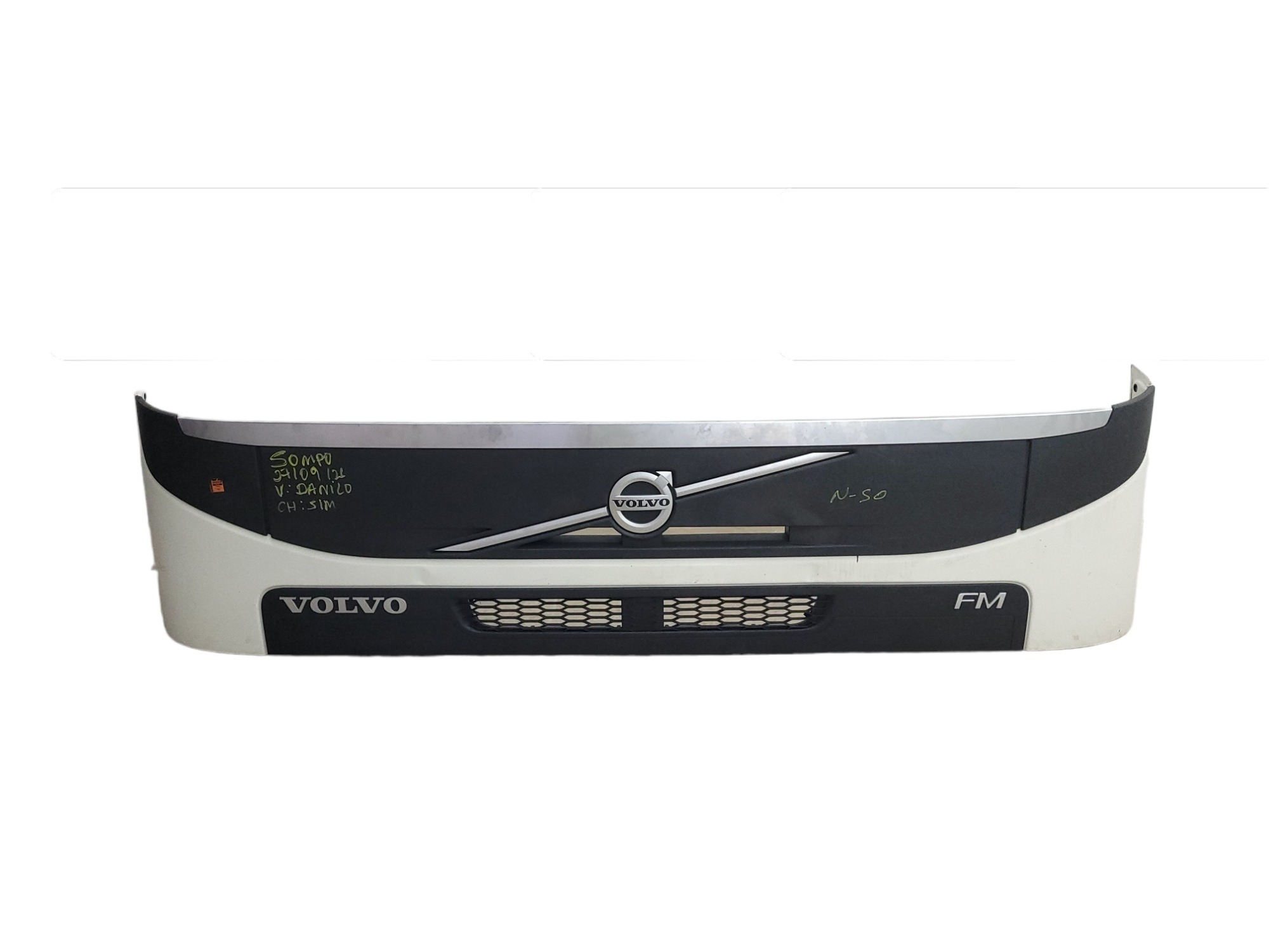 Grade Dianteira Cabine Volvo Fm * 1