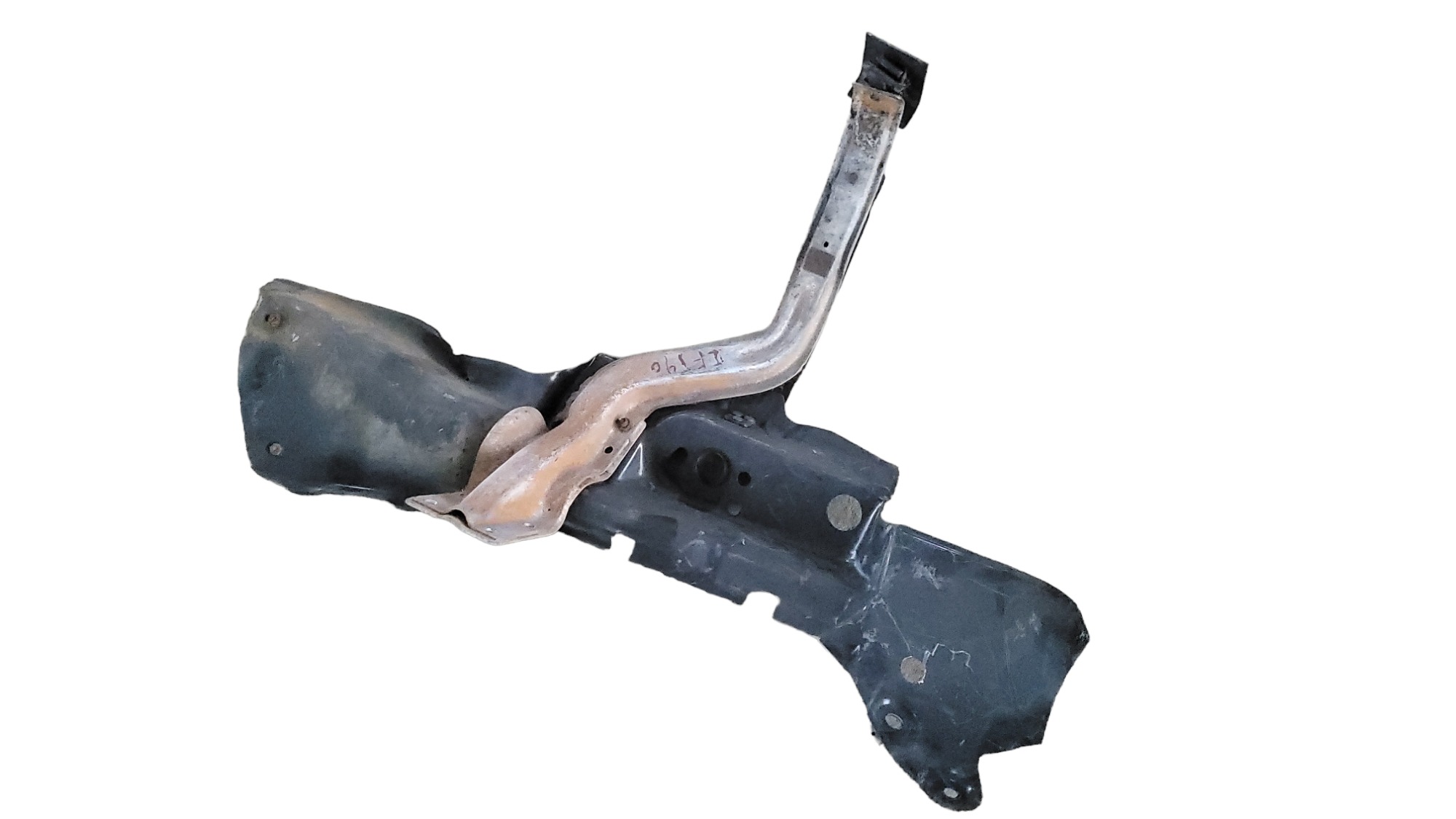 Suporte Paralama Dianteiro Direito Scania 2