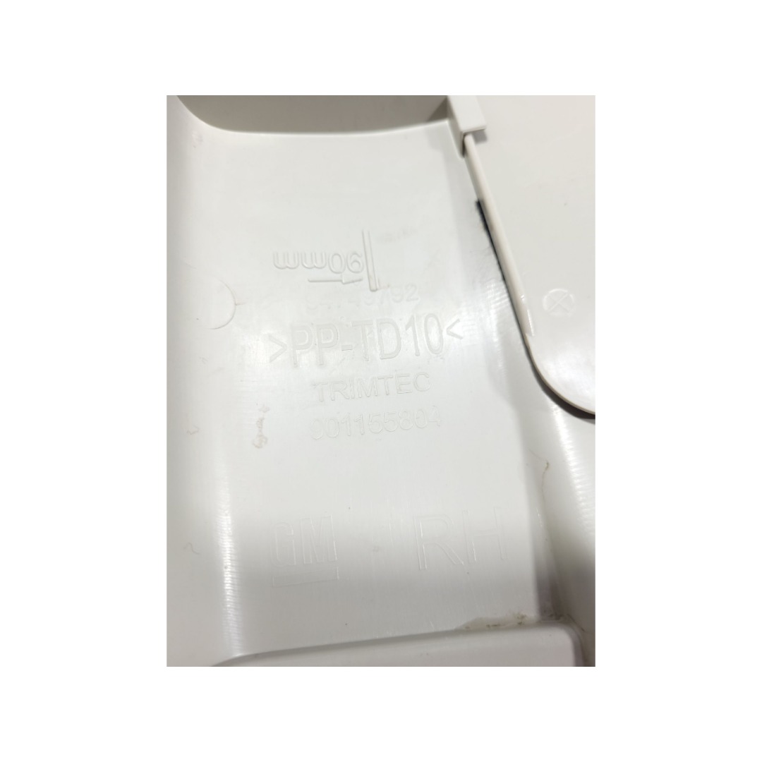 Moldura Coluna Direita S10 : N 901155804 7
