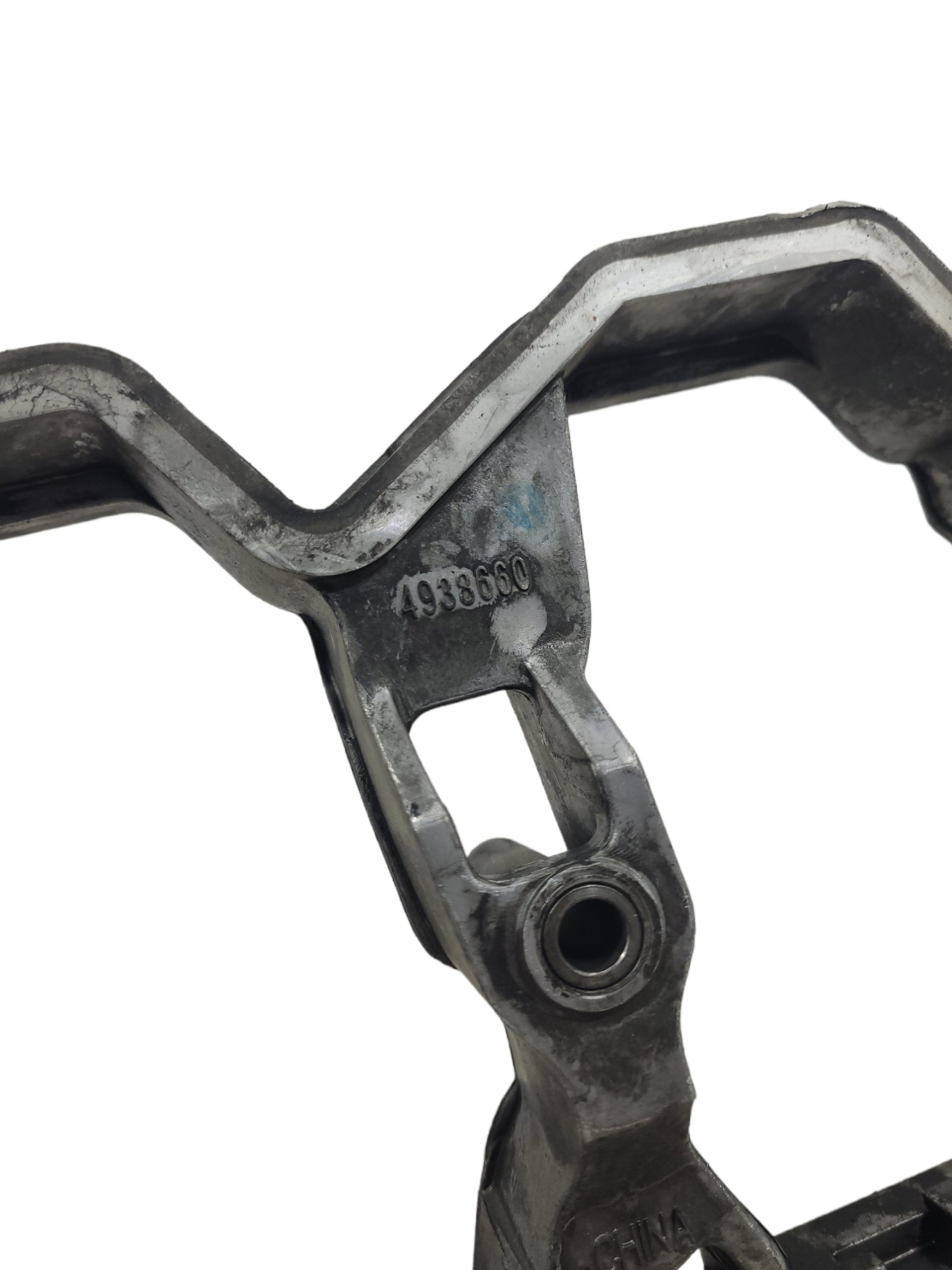 Carcaça Balanceiro Motor Cummins 4938660 4