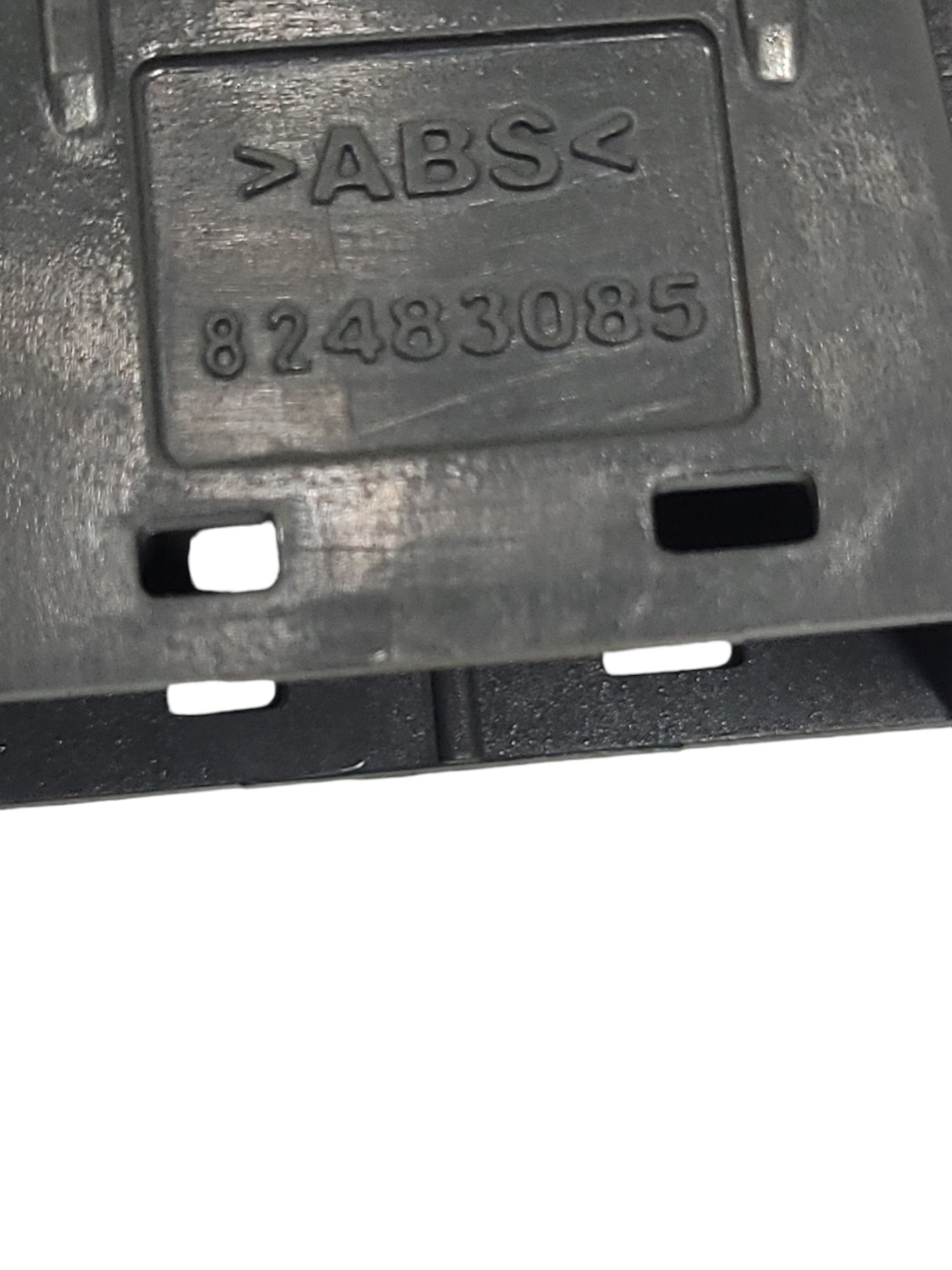 Tampa Cega Volvo Vmn 82483 085 5
