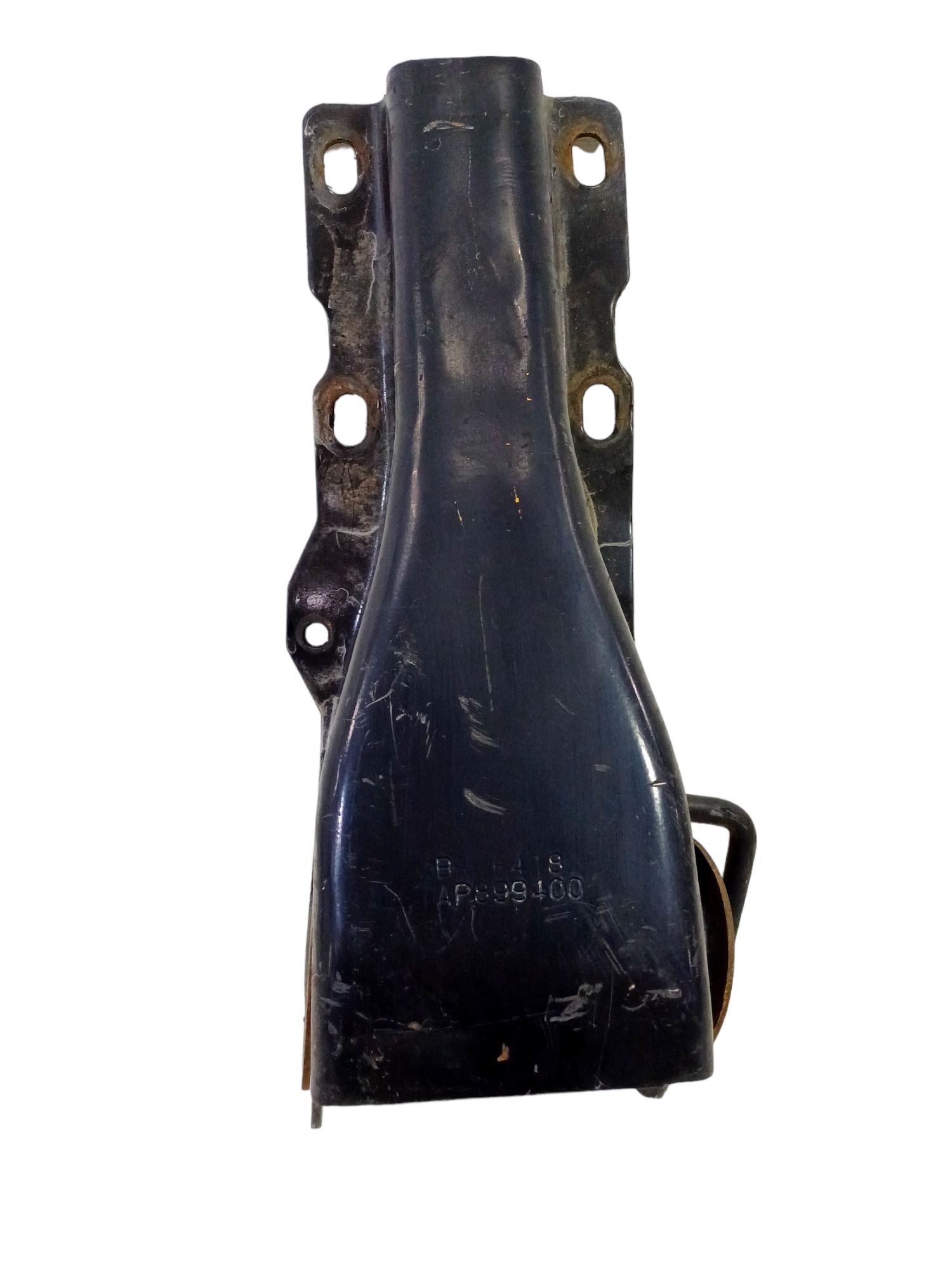 Suporte Traseiro Cabine Vw Worker Tap899400 5